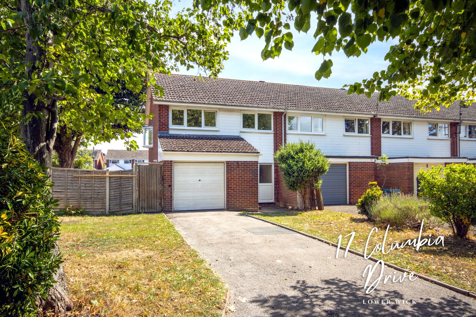 3 bed house for sale in Columbia Drive, Worcester, WR2 - Property Image 1