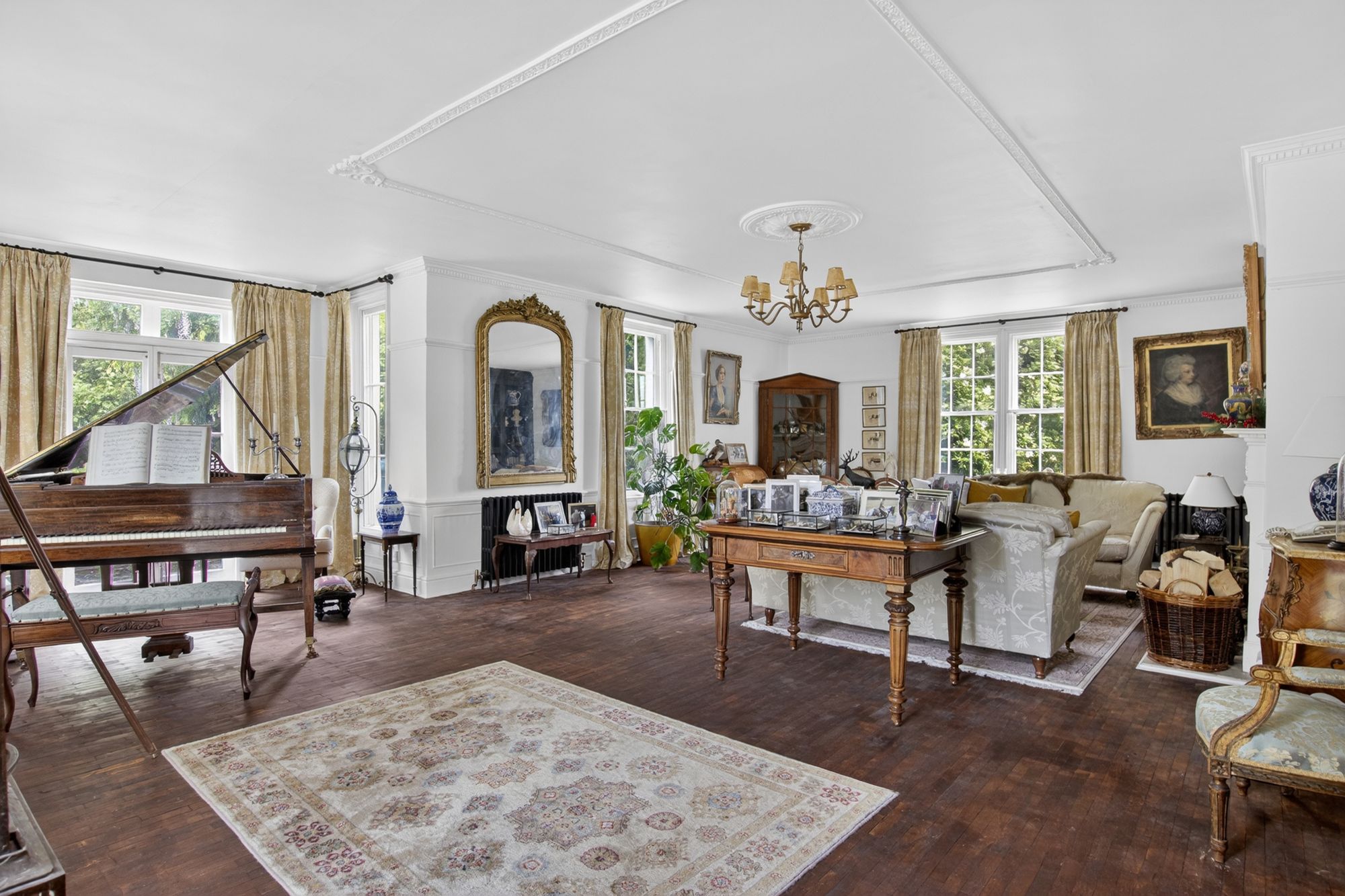 9 bed detached house for sale in Baughton Hill, Earls Croome, WR8  - Property Image 8