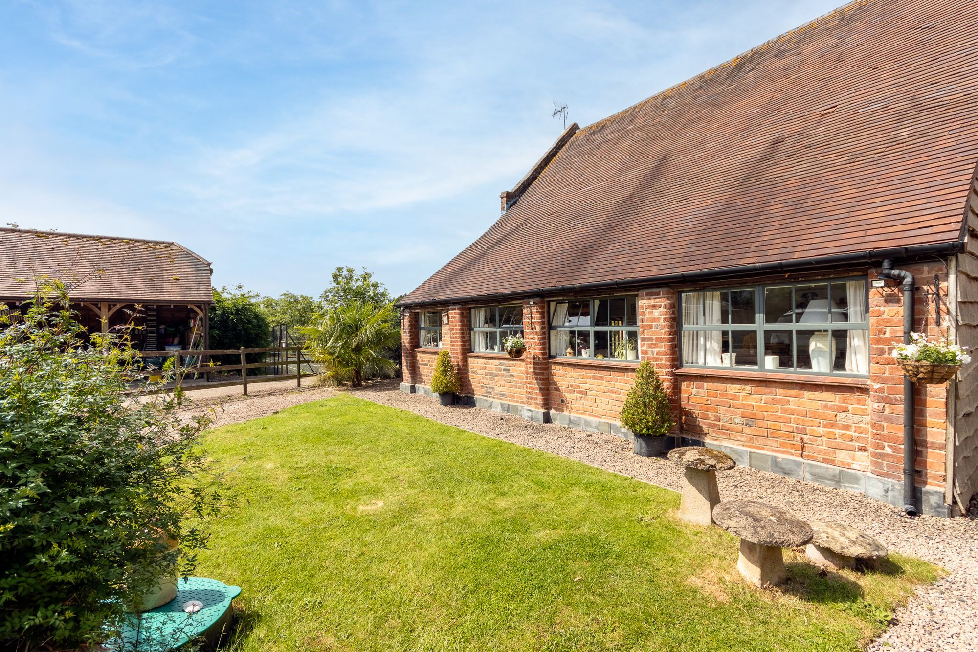 4 bed barn conversion for sale in Stanford Bridge, Worcester, WR6  - Property Image 16