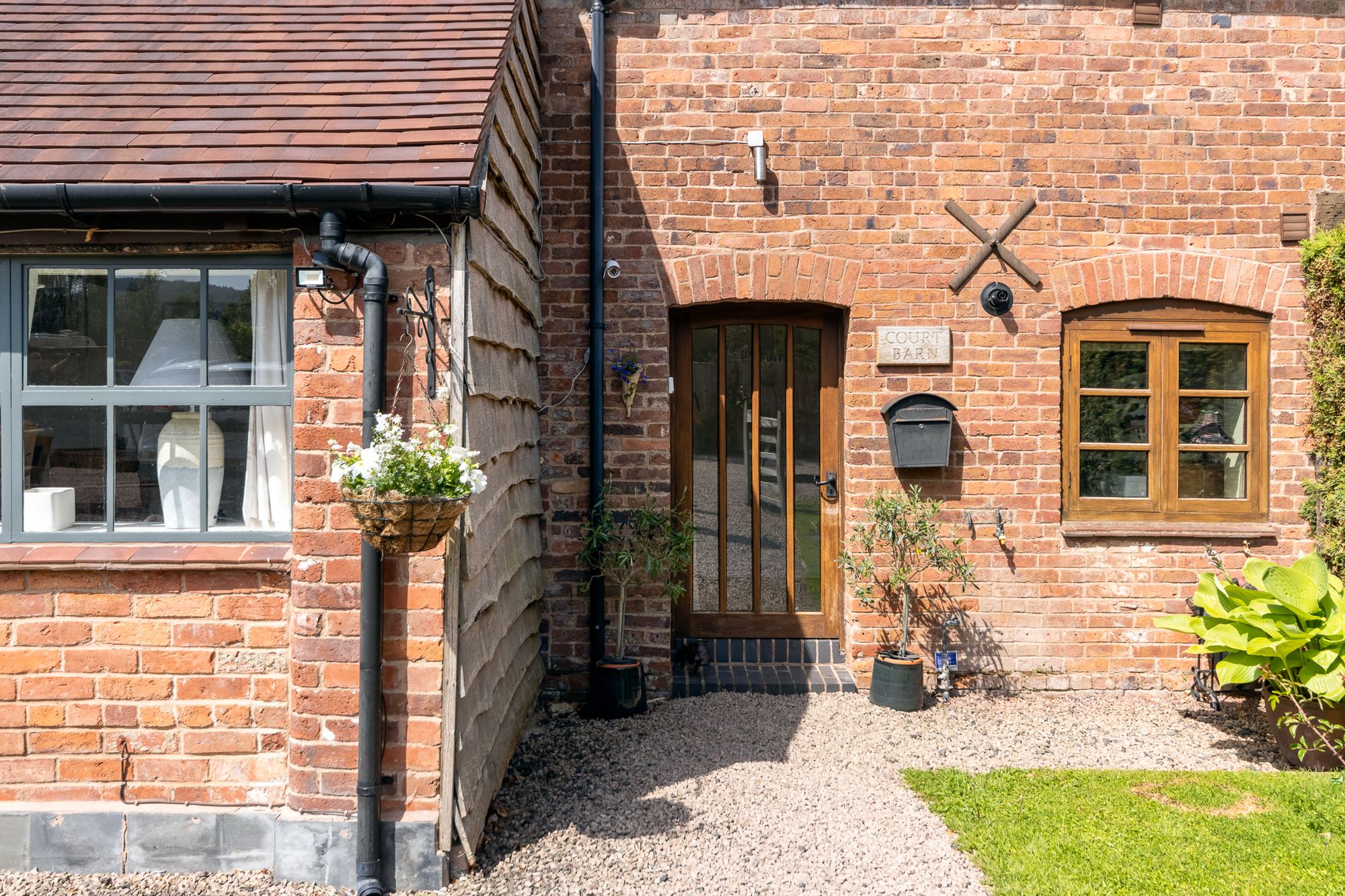 4 bed barn conversion for sale in Stanford Bridge, Worcester, WR6 1