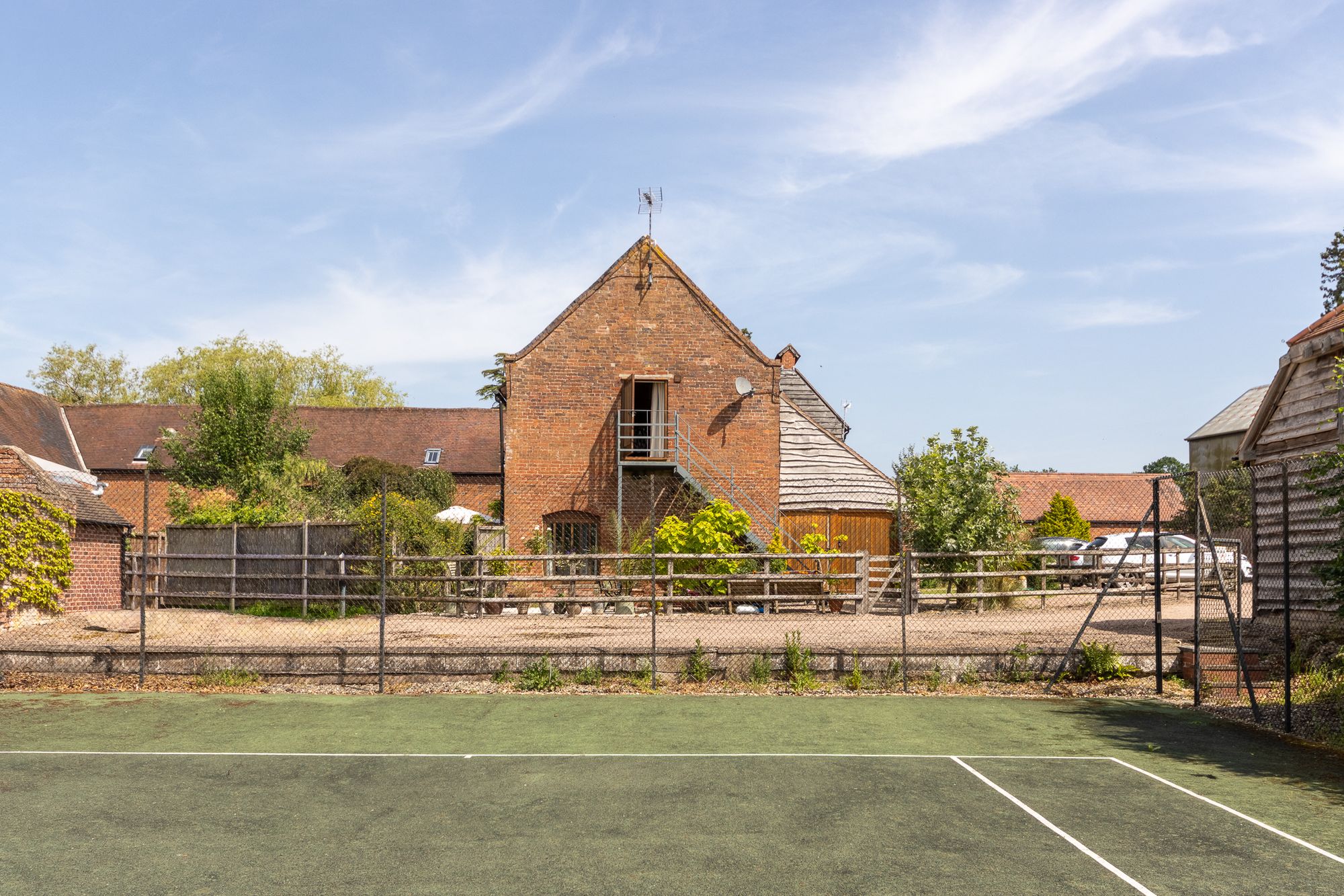 4 bed barn conversion for sale in Stanford Bridge, Worcester, WR6 20