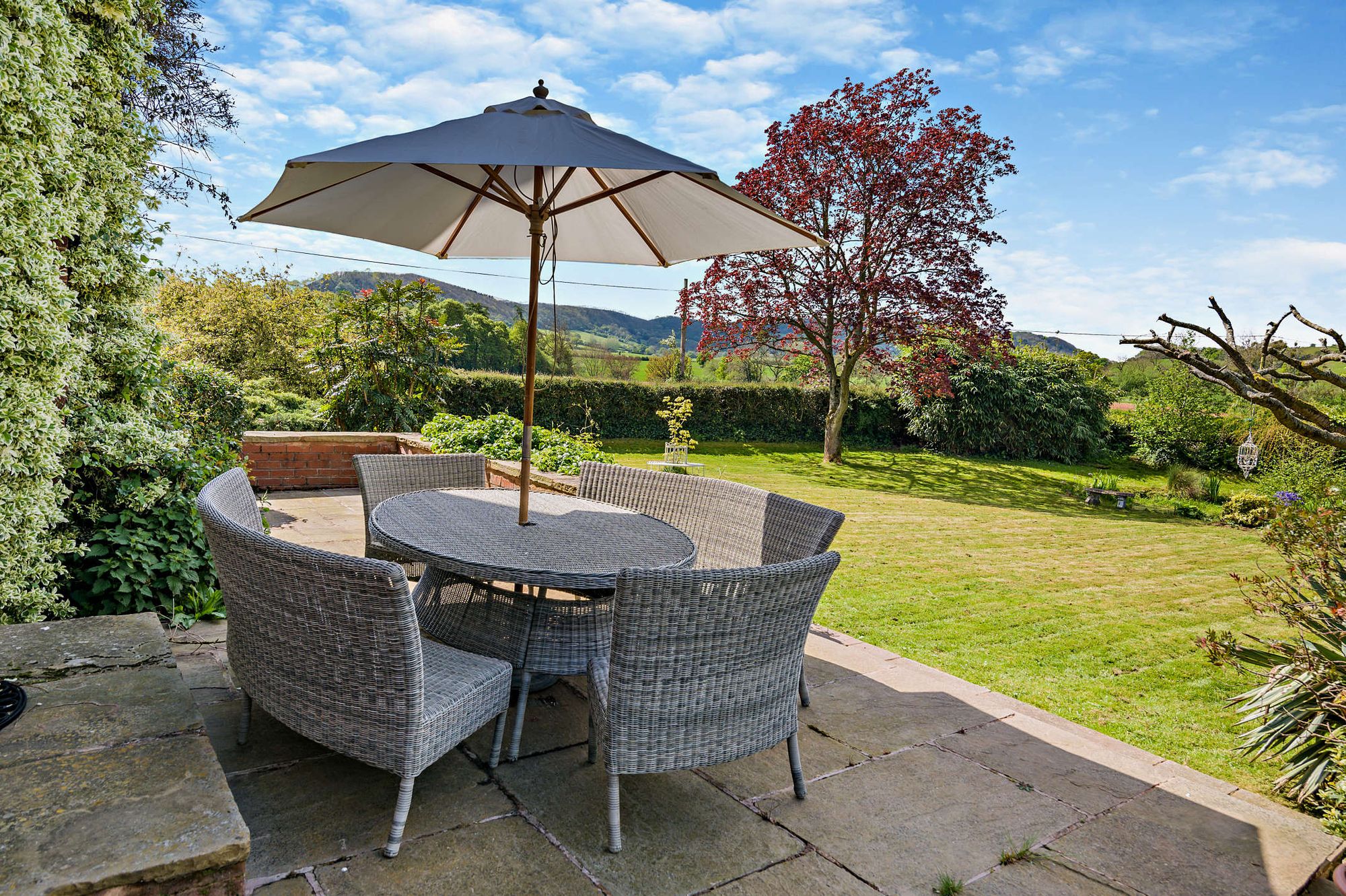 5 bed for sale in Netherton Lane, Dunley, DY13 25