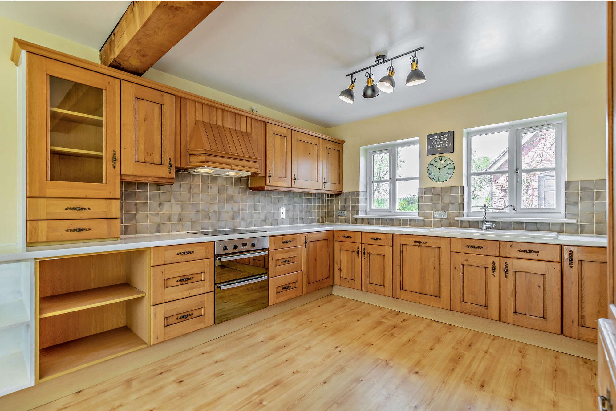 3 bed detached house for sale in Clifton-On-Teme, Worcester, WR6  - Property Image 5