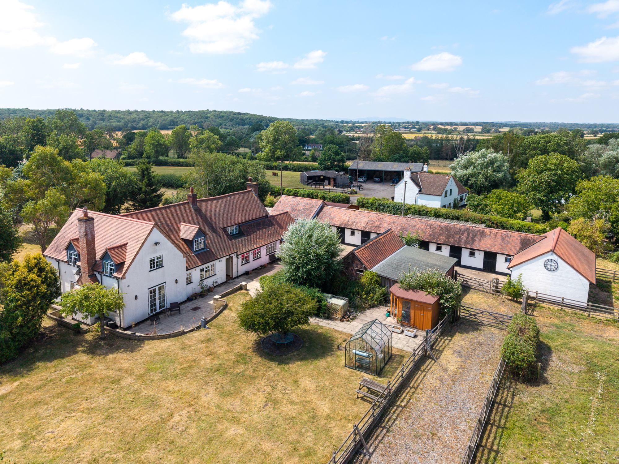 4 bed detached house for sale in Stock Green, Redditch, B96 - Property Image 1
