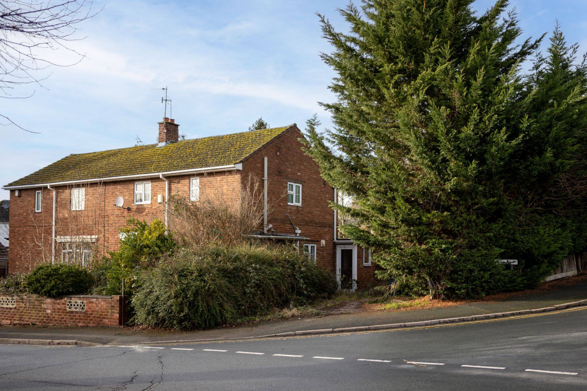 3 bed house for sale in Broadway Grove, Worcester, WR2  - Property Image 2
