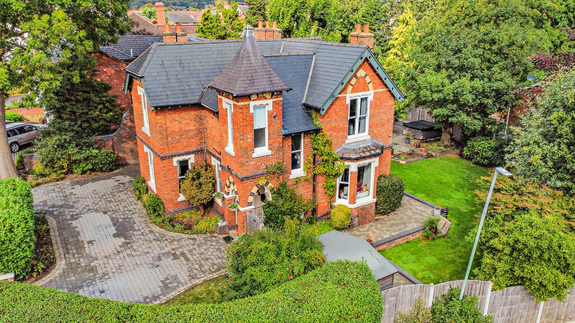 4 bed detached house for sale in Pargeter Street, Stourbridge, DY8  - Property Image 1