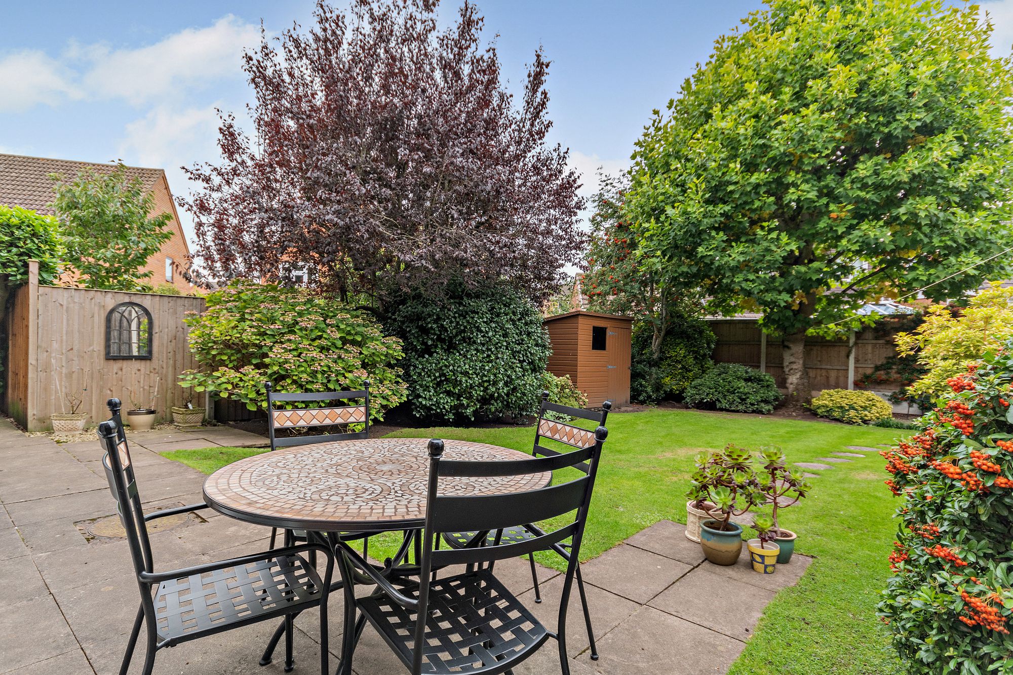 4 bed detached house for sale in Pear Tree Drive, Stourbridge, DY8 1