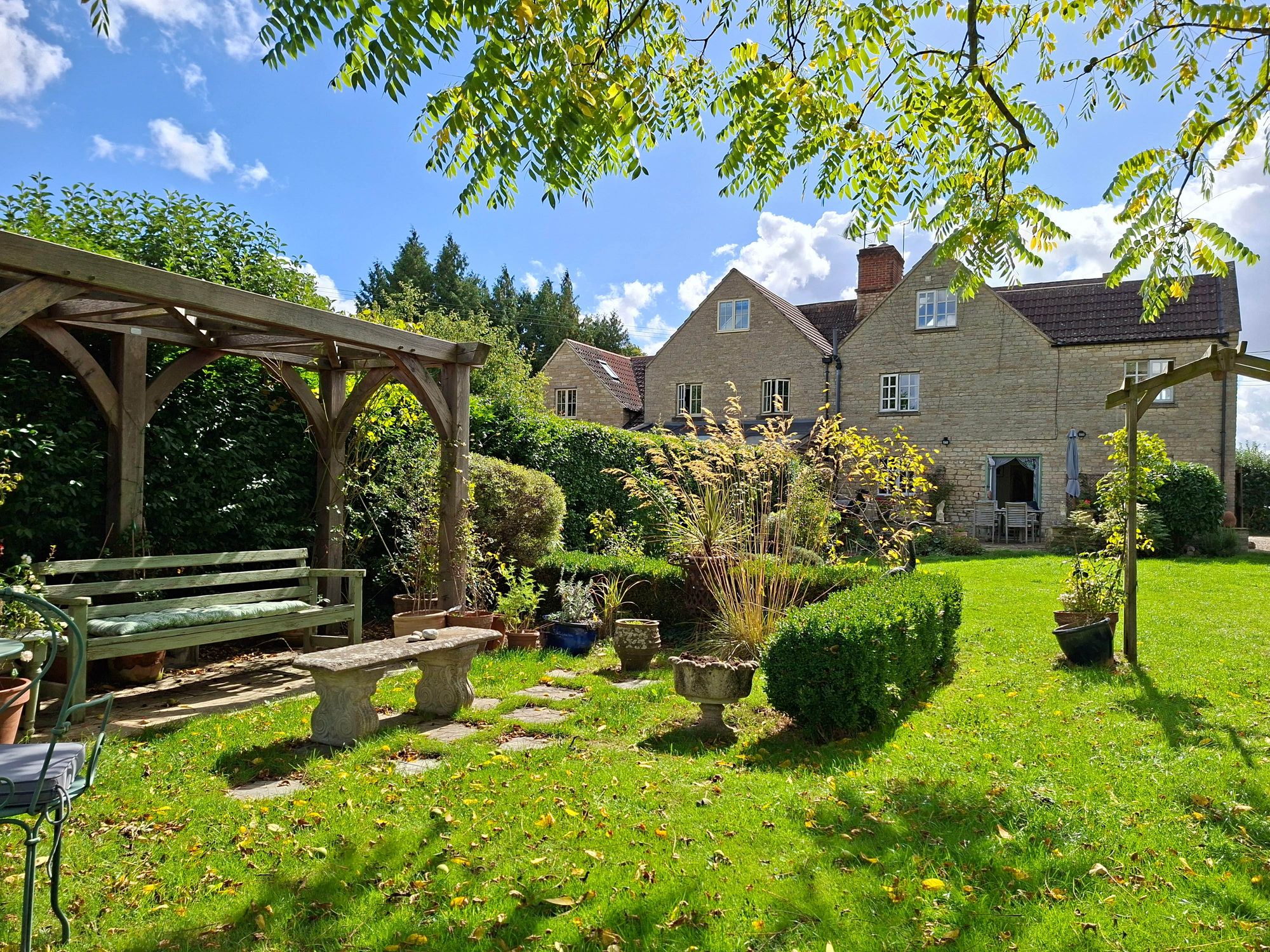 4 bed semi-detached cottage for sale in Coln St. Aldwyns, Cirencester, GL7  - Property Image 21