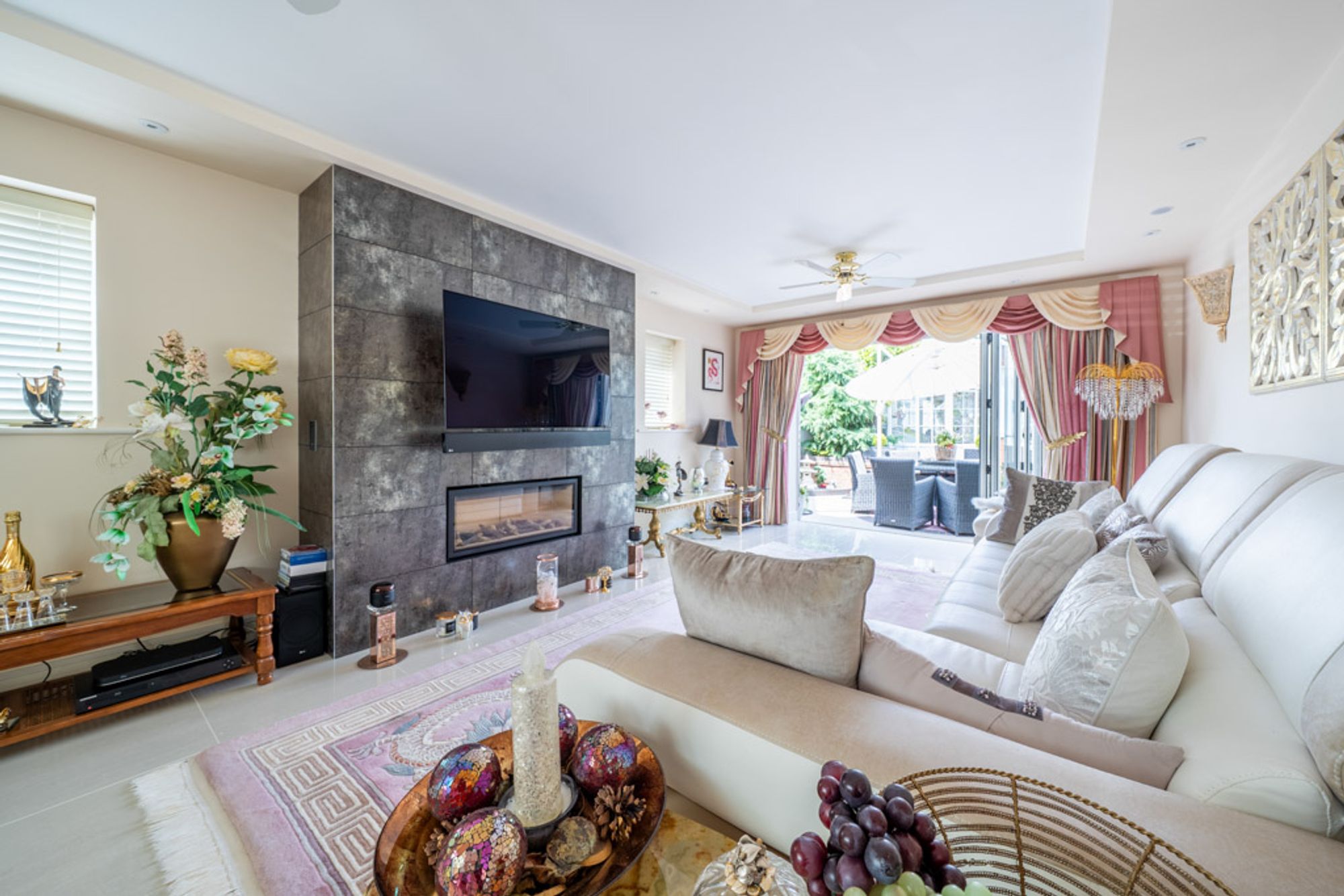 4 bed detached house for sale in Jasmine Close, Hanley Swan, WR8  - Property Image 2