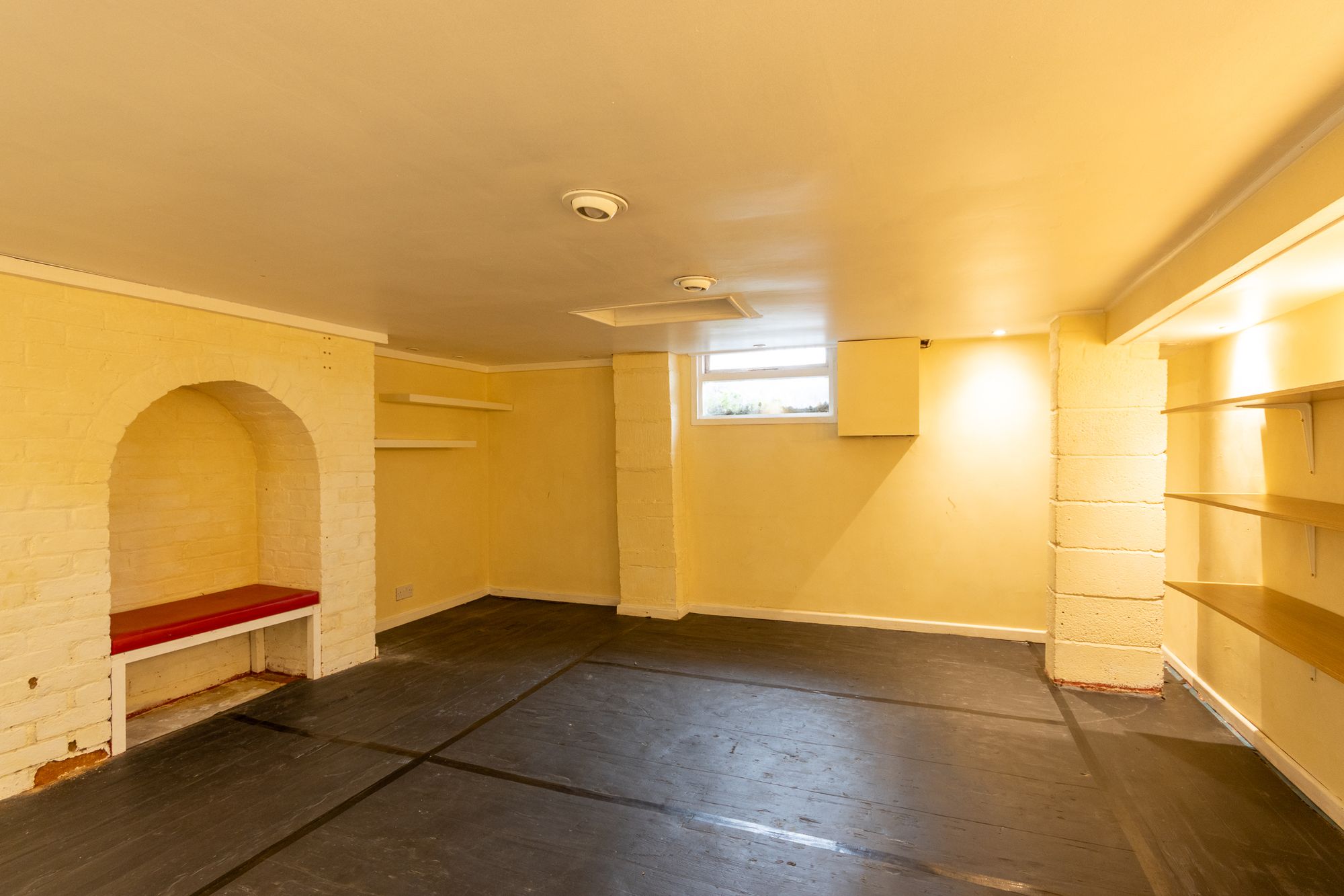 4 bed semi-detached house for sale in Loves Grove, Worcester, WR1  - Property Image 14