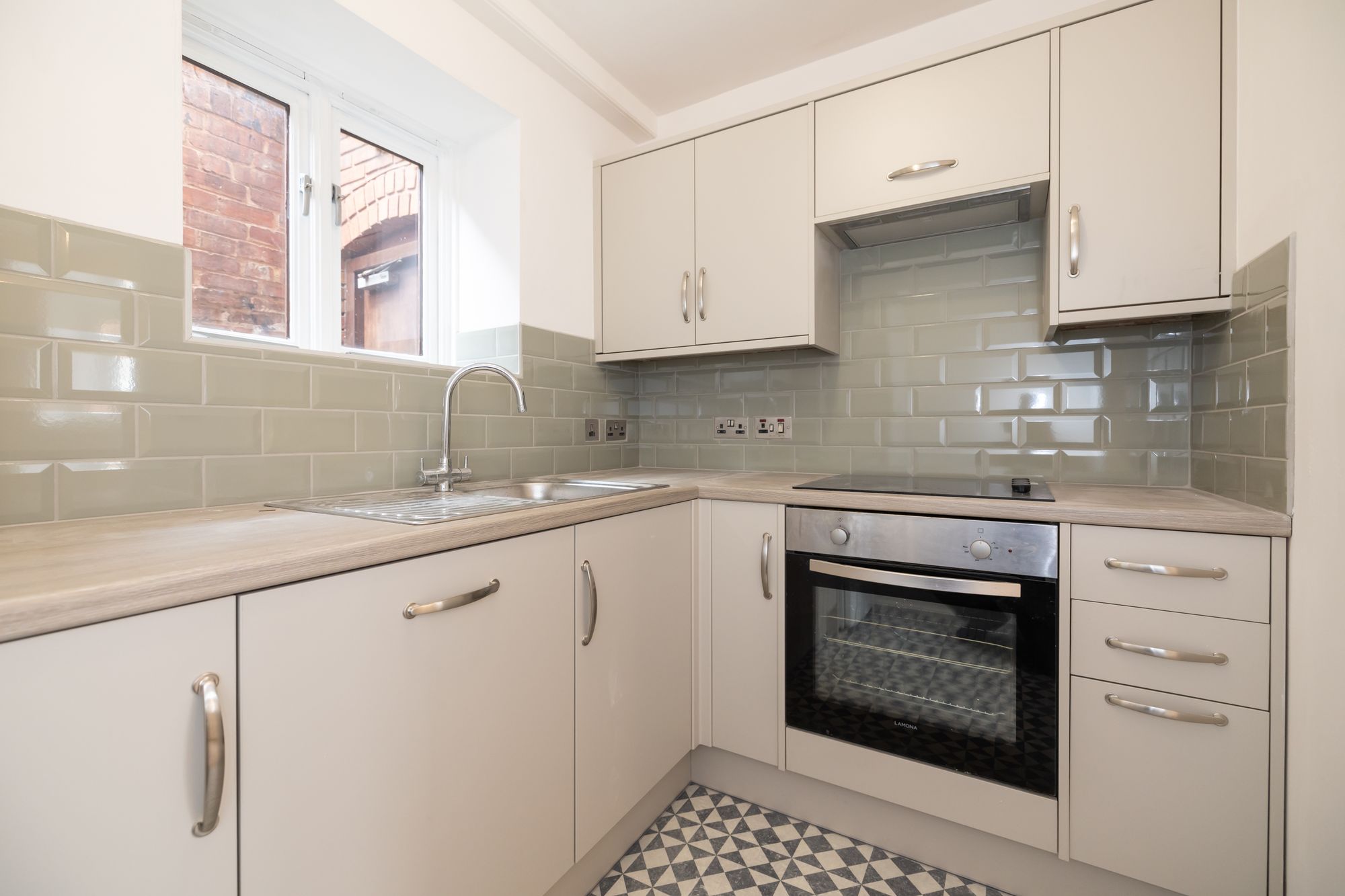 4 bed mews house for sale in 1 The Butts, Worcester, WR1  - Property Image 2