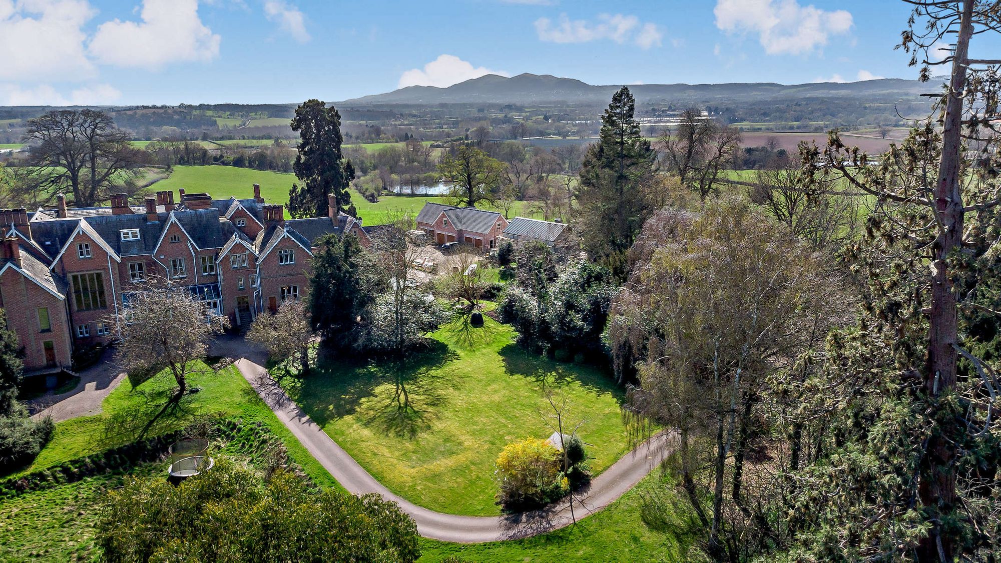 5 bed house for sale in Bromyard Road, Crown East, WR2 20