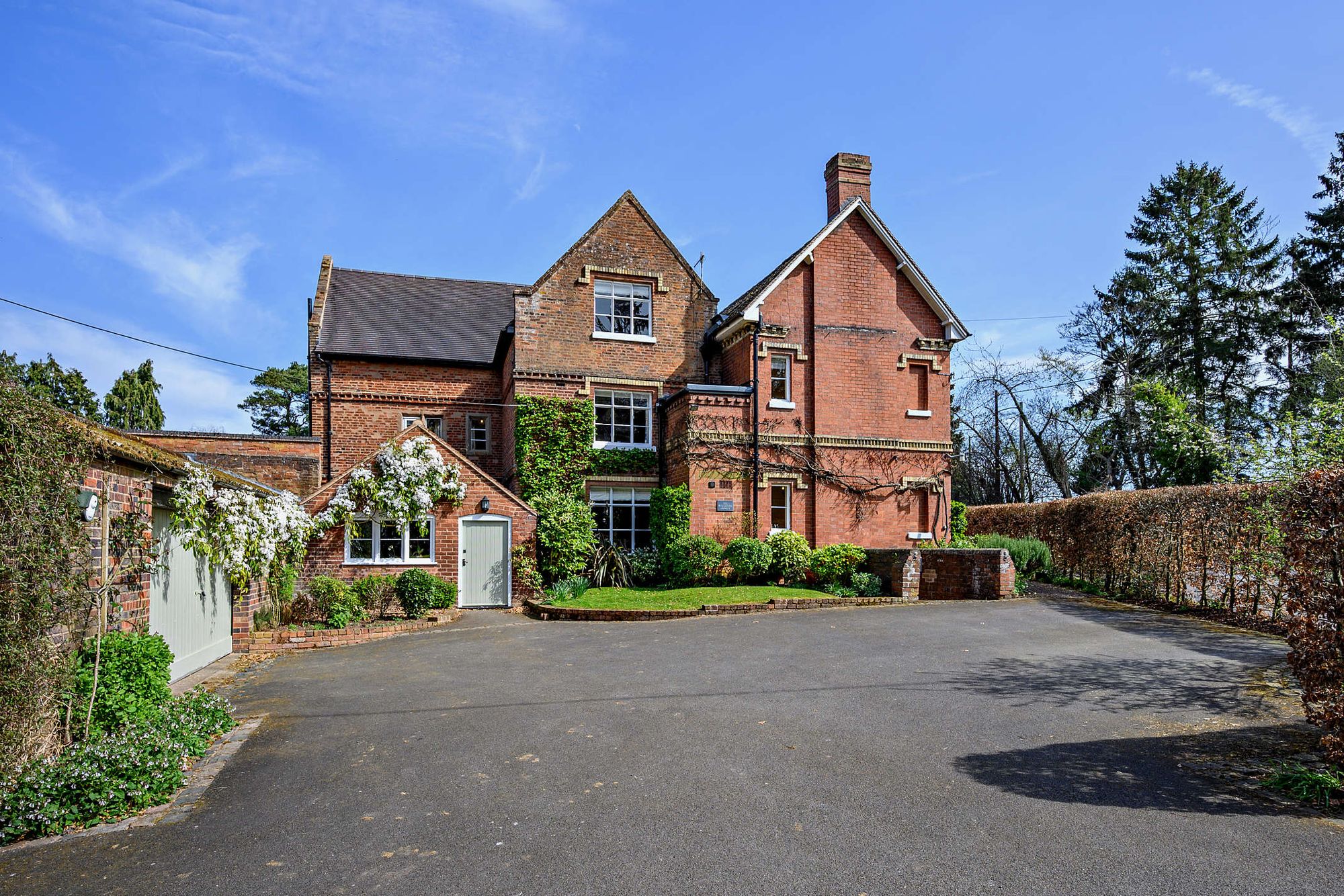 5 bed detached house for sale in Dunley, Stourport-On-Severn, DY13  - Property Image 5