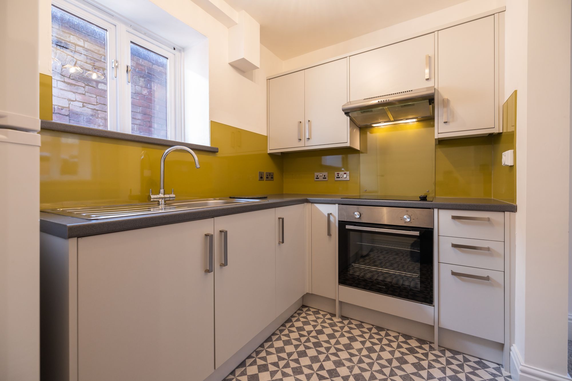 4 bed house for sale in 1 The Butts, Worcester, WR1  - Property Image 2