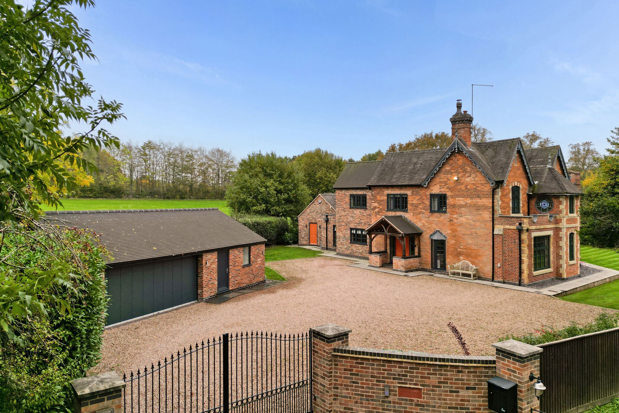 5 bed detached house for sale in Bromsgrove Road, Clent, DY9  - Property Image 1