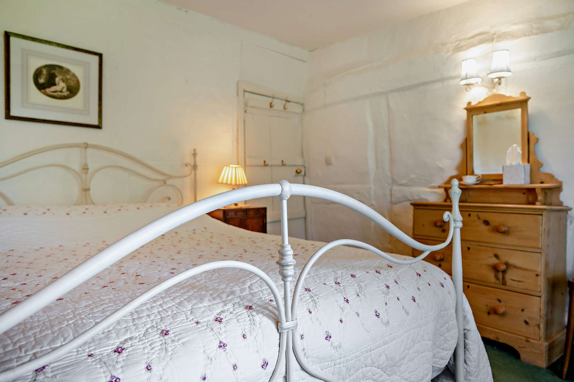 4 bed detached house for sale in Abbots Morton, Worcester, WR7 10