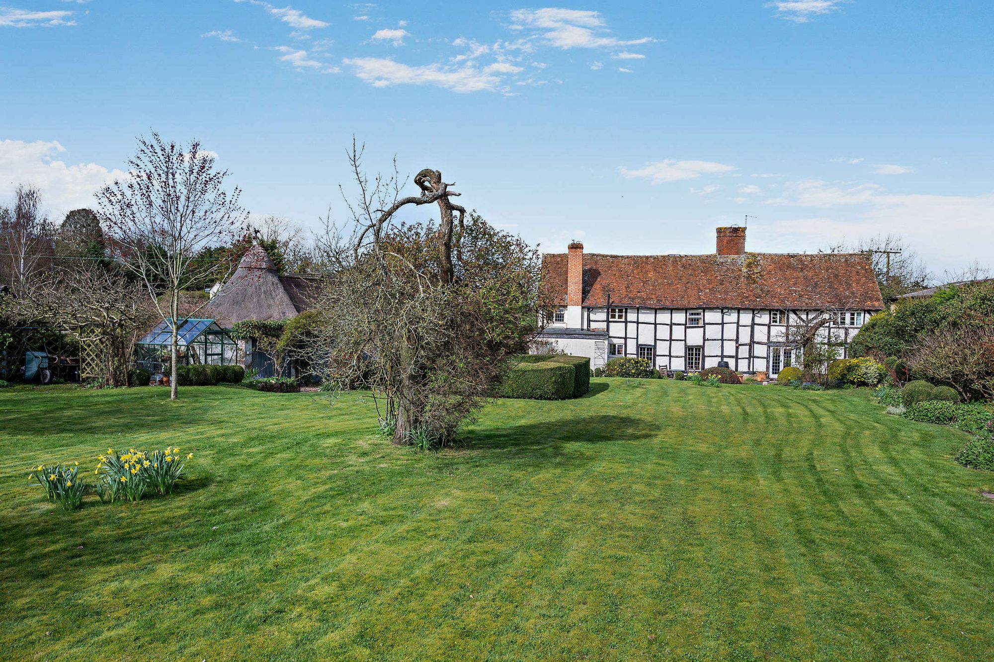 4 bed detached house for sale in Abbots Morton, Worcester, WR7 20