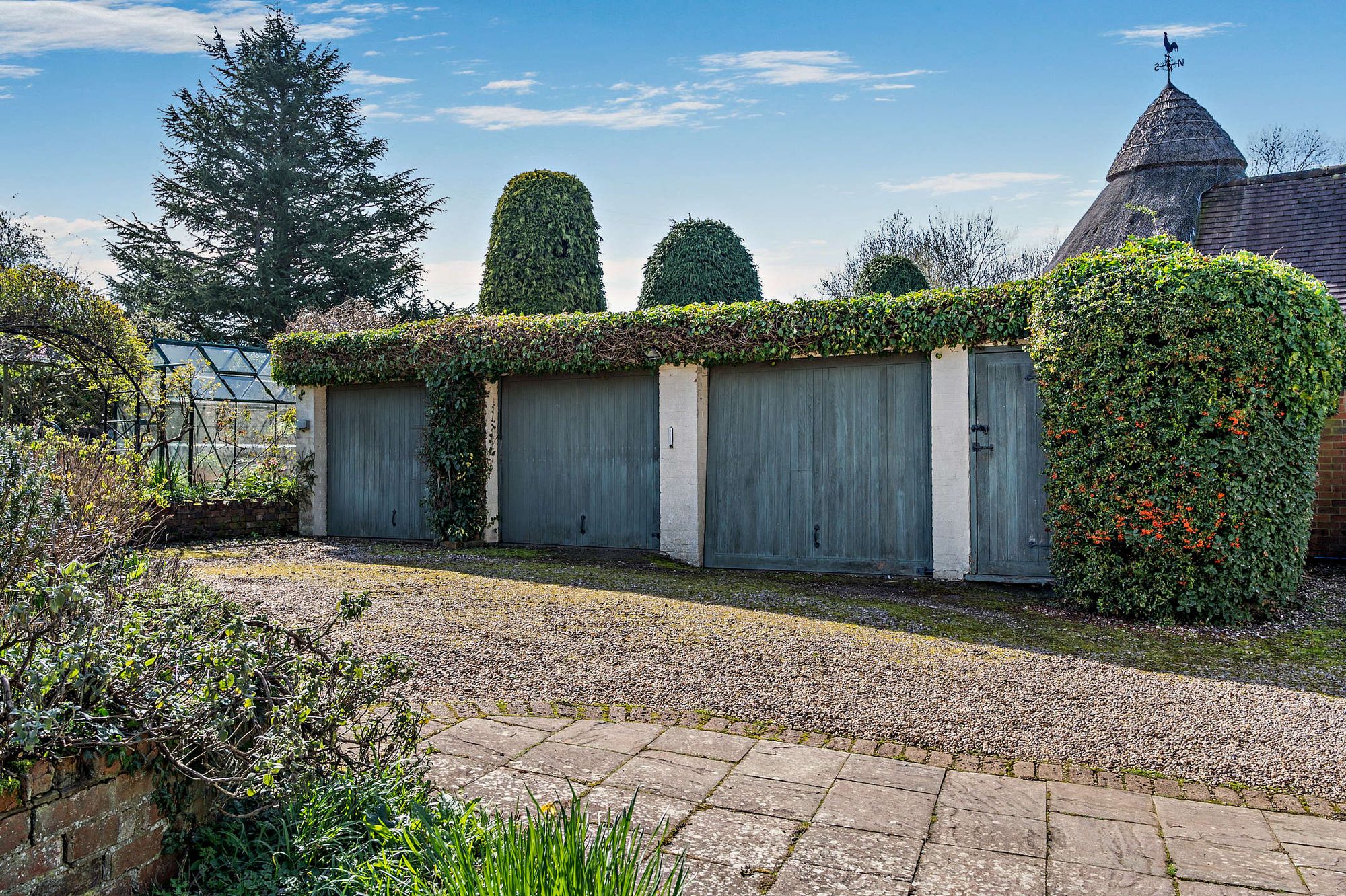 4 bed detached house for sale in Abbots Morton, Worcester, WR7  - Property Image 20