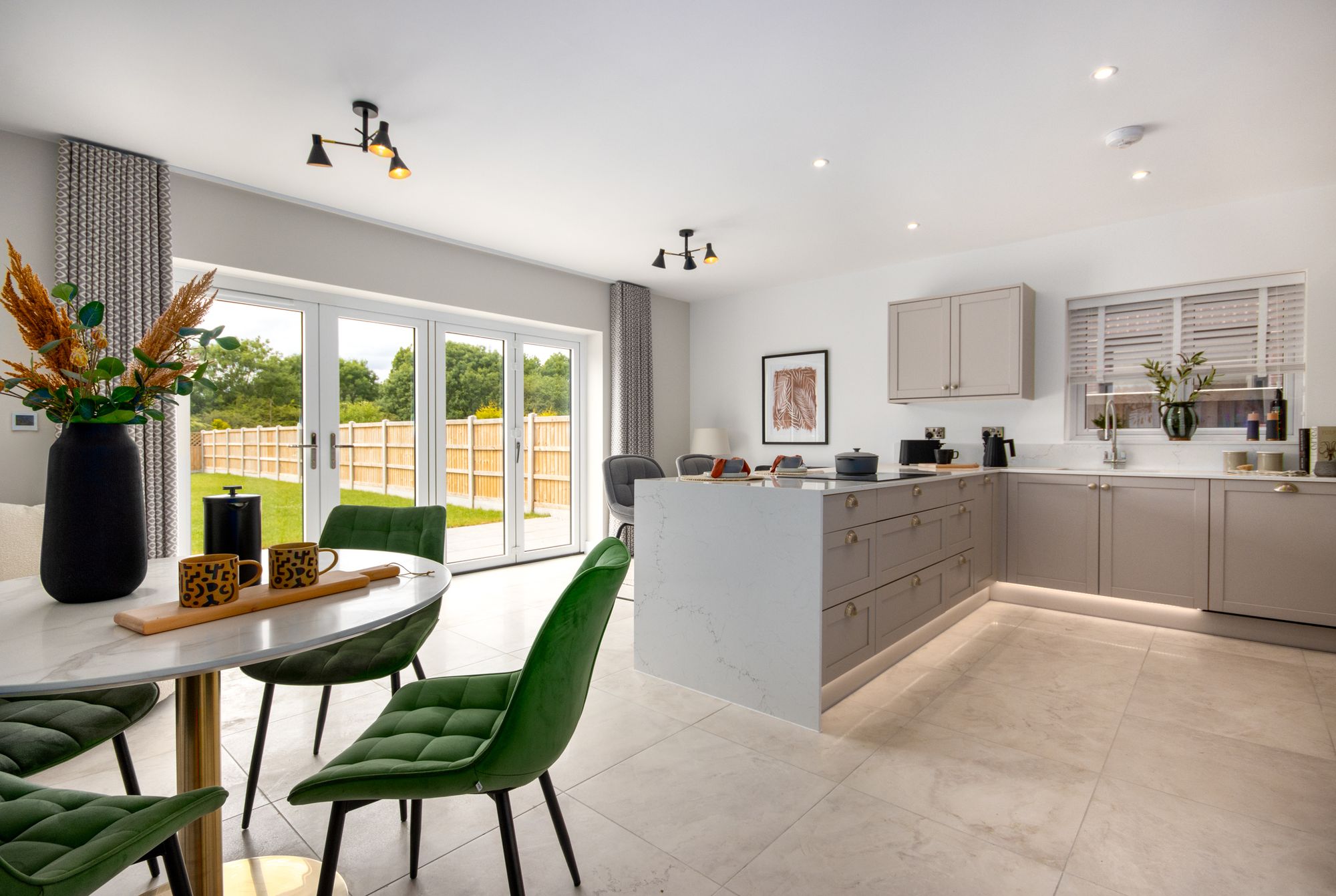 4 bed detached house for sale in Kent Road, Halesowen, B62  - Property Image 4