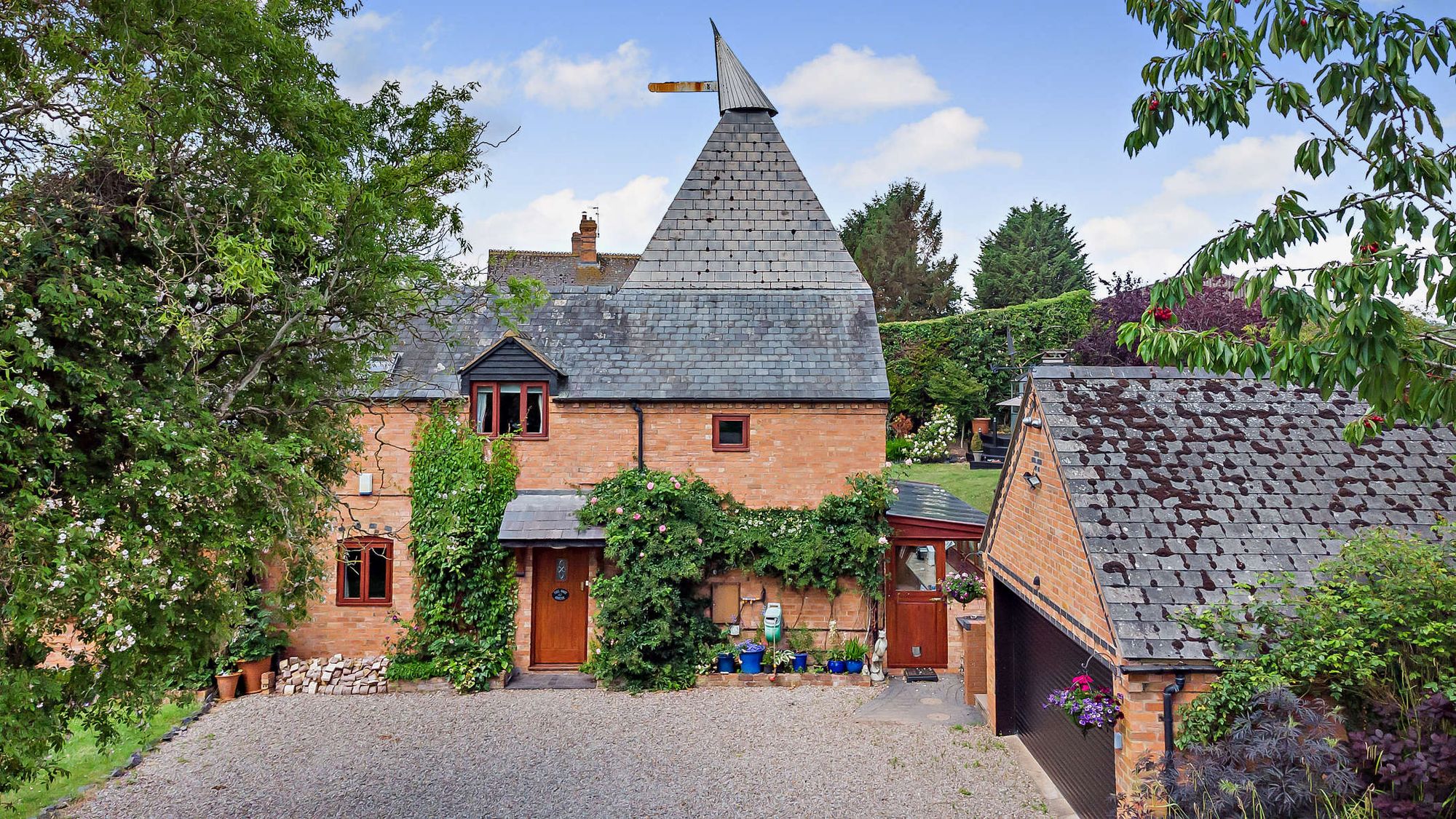 4 bed detached house for sale in Martley, Worcester, WR6