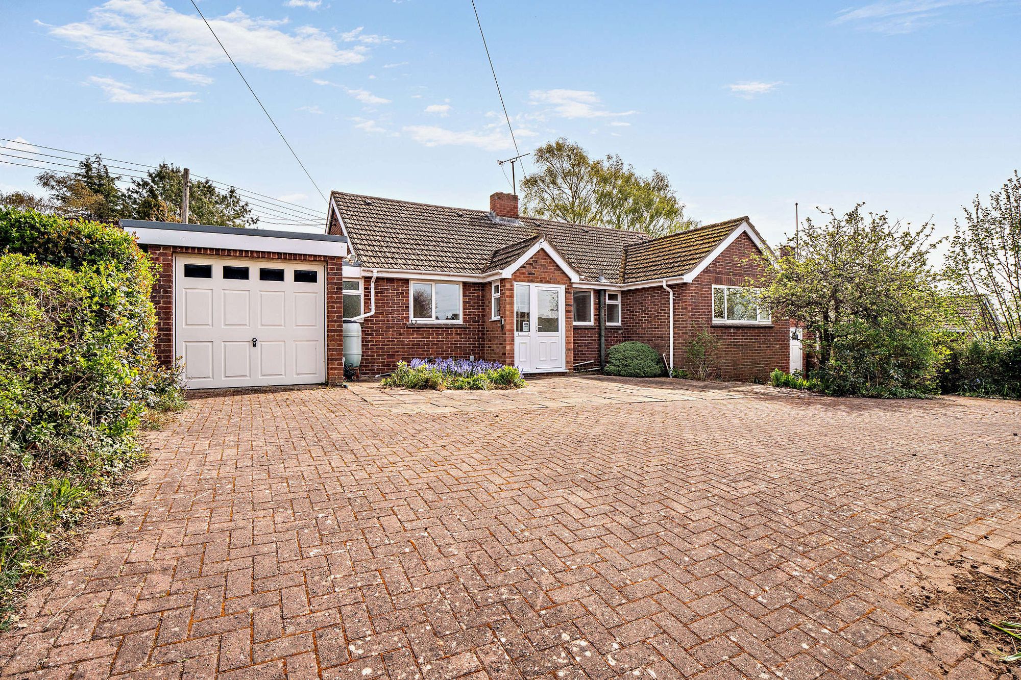 3 bed detached bungalow for sale in Goodiers Lane, Twyning, GL20 1