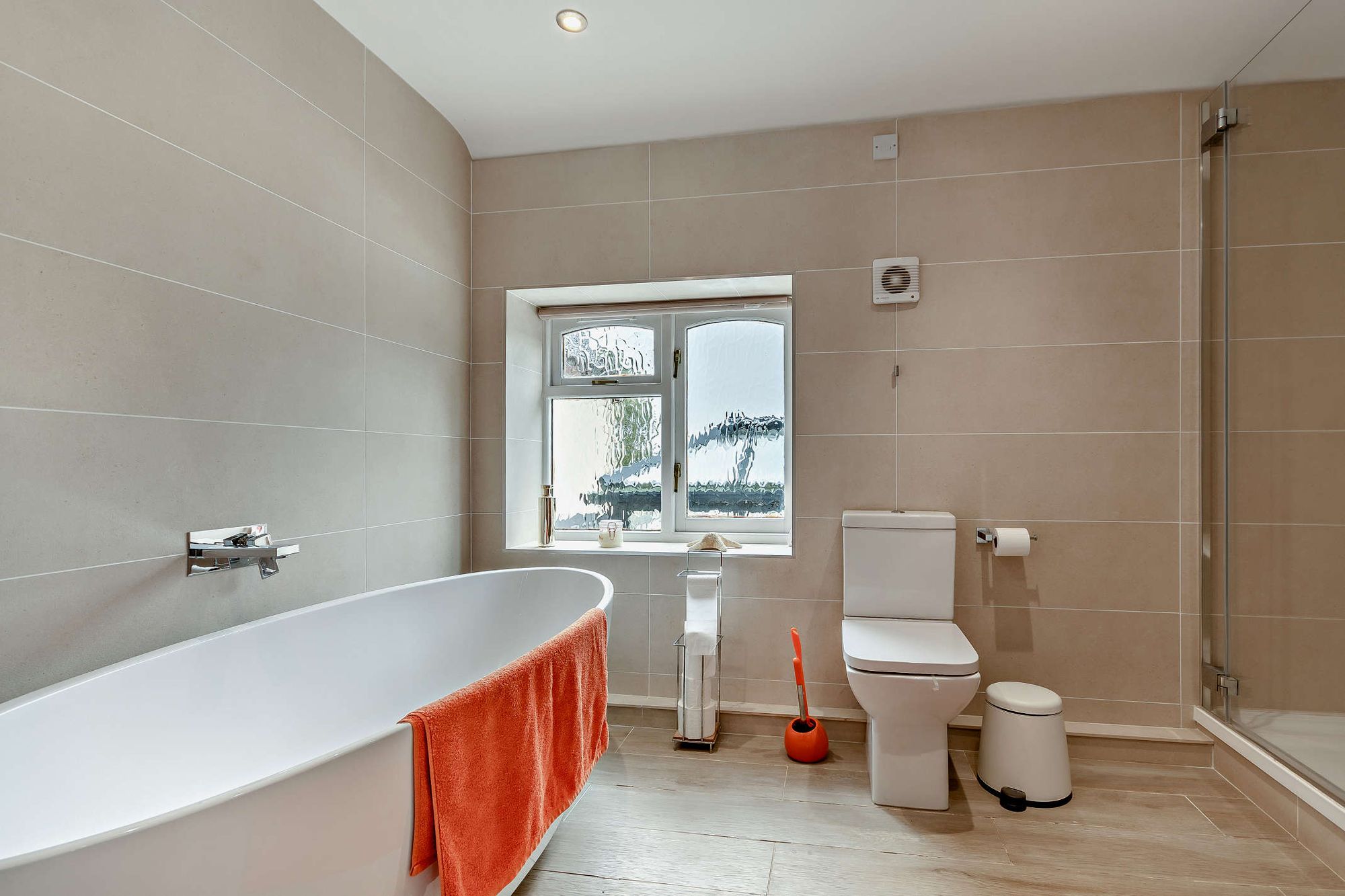 4 bed detached house for sale in Six Ashes, Bridgnorth, WV15  - Property Image 25