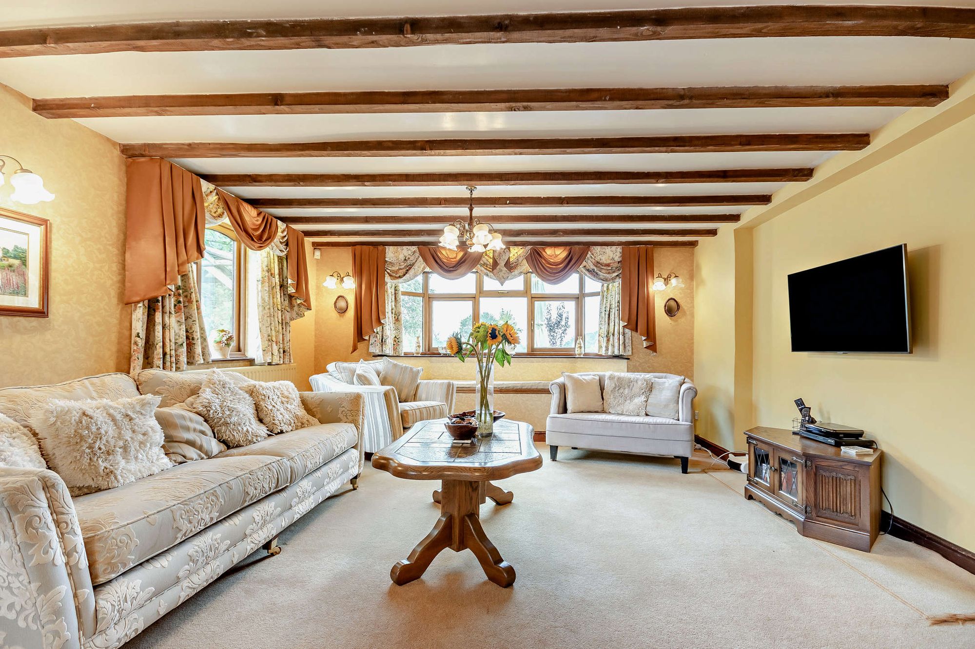 4 bed detached house for sale in Six Ashes, Bridgnorth, WV15  - Property Image 7