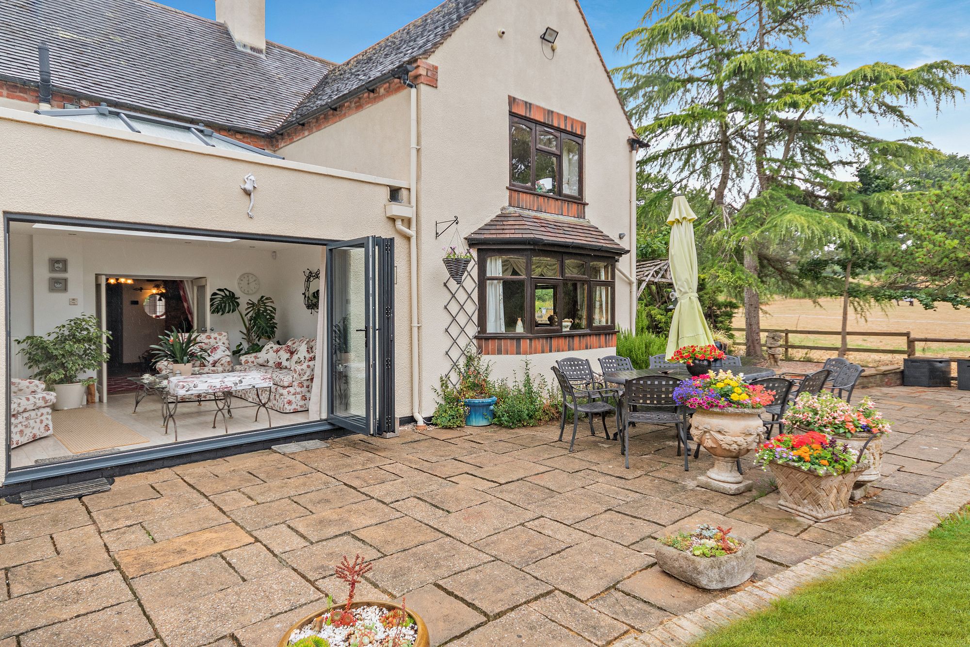 4 bed detached house for sale in Six Ashes, Bridgnorth, WV15 27