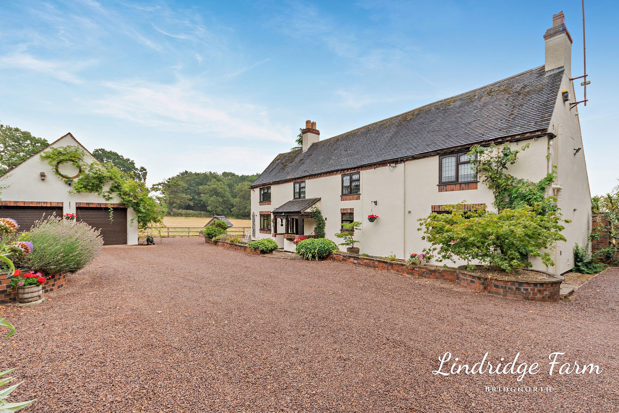 4 bed detached house for sale in Six Ashes, Bridgnorth, WV15  - Property Image 1