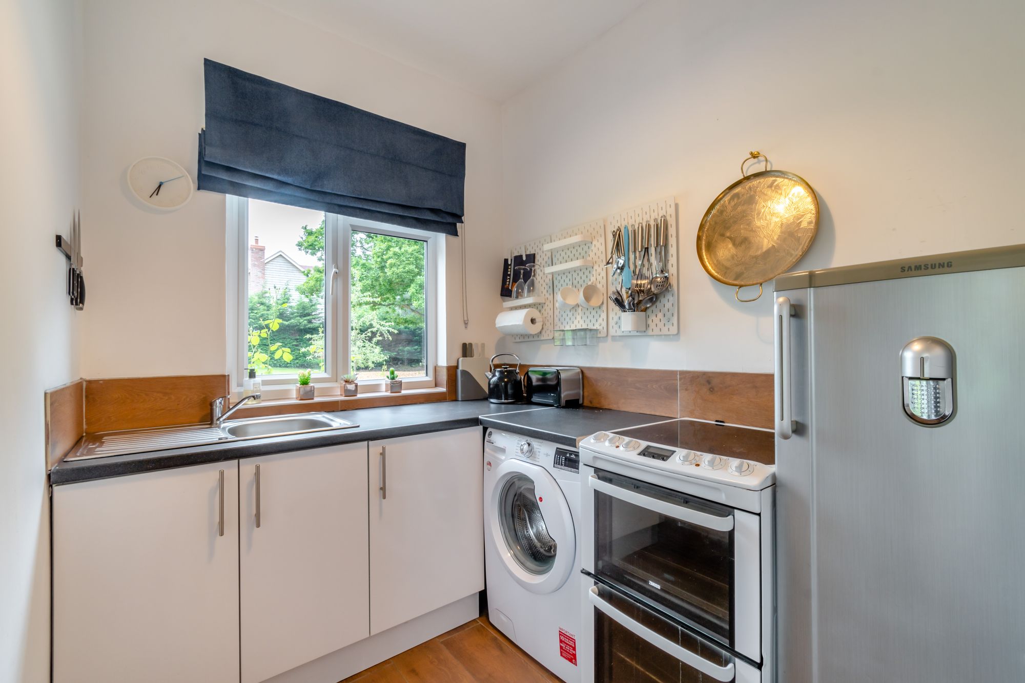 5 bed detached house for sale in Tenbury Road, Clows Top, DY14 22