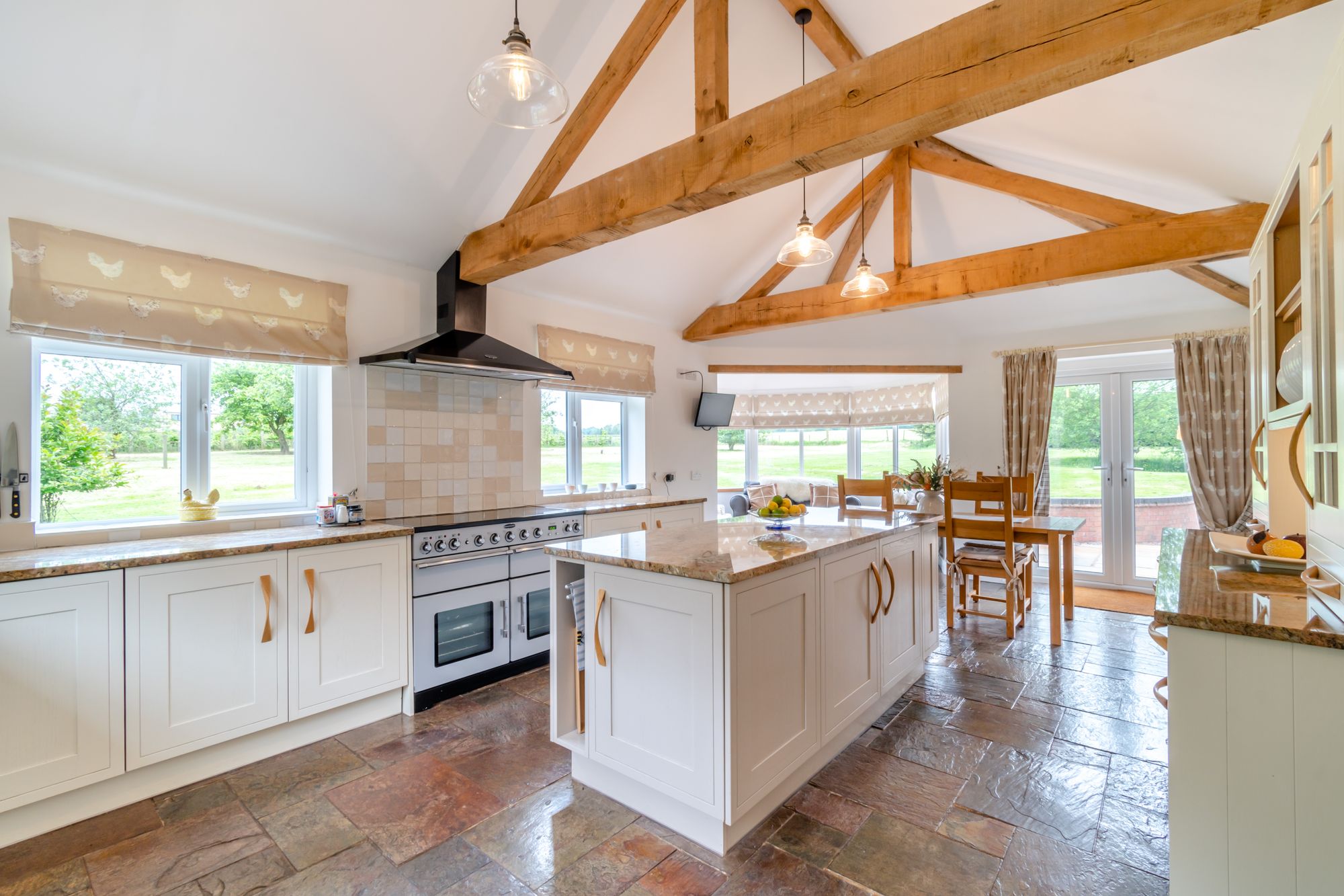 5 bed detached house for sale in Tenbury Road, Clows Top, DY14 2