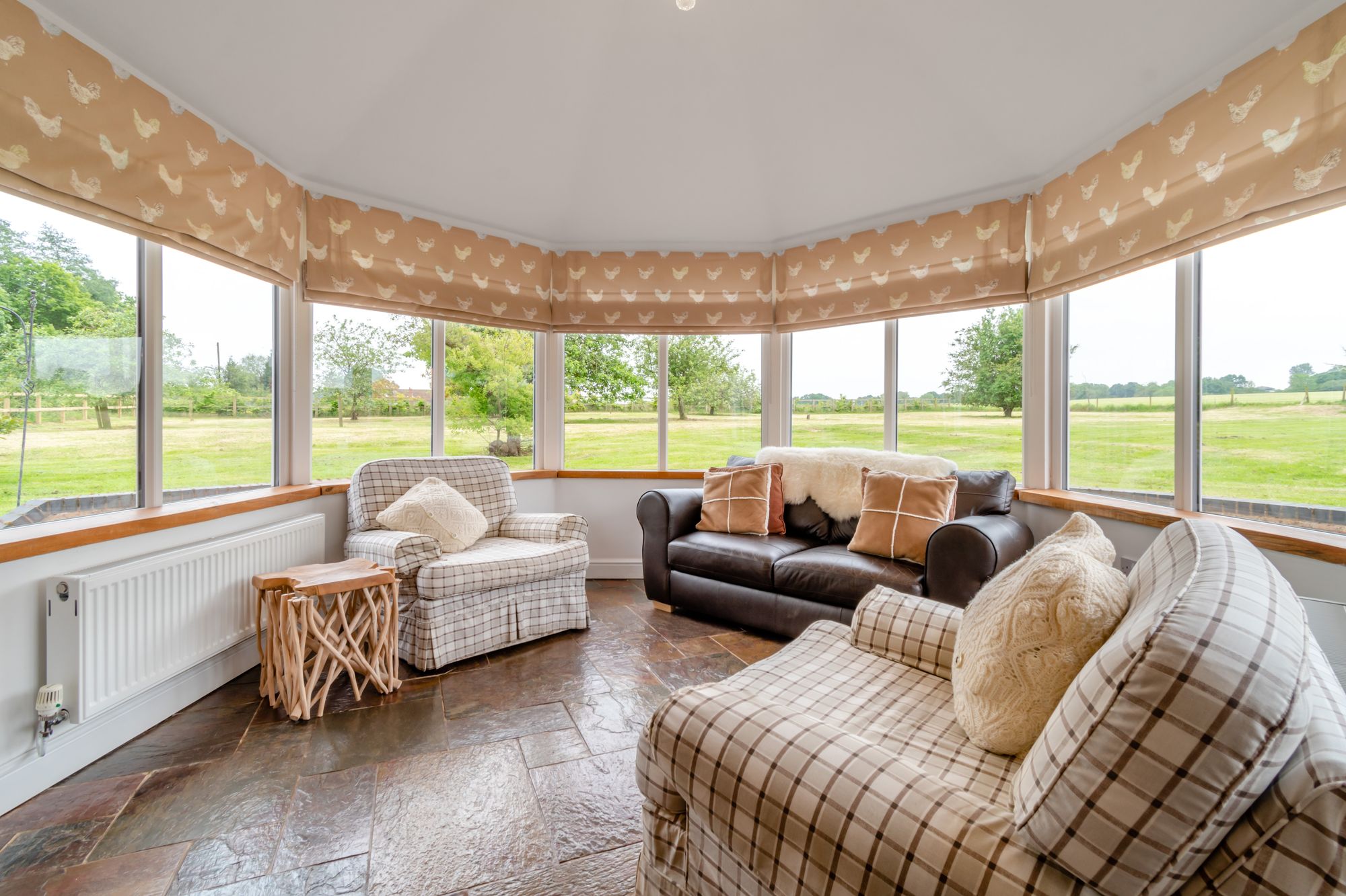 5 bed detached house for sale in Tenbury Road, Clows Top, DY14 9