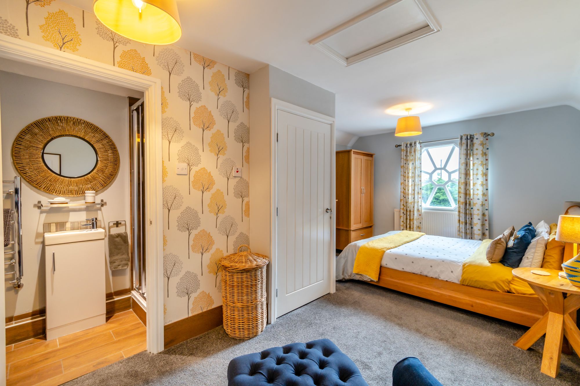 5 bed detached house for sale in Tenbury Road, Clows Top, DY14 23