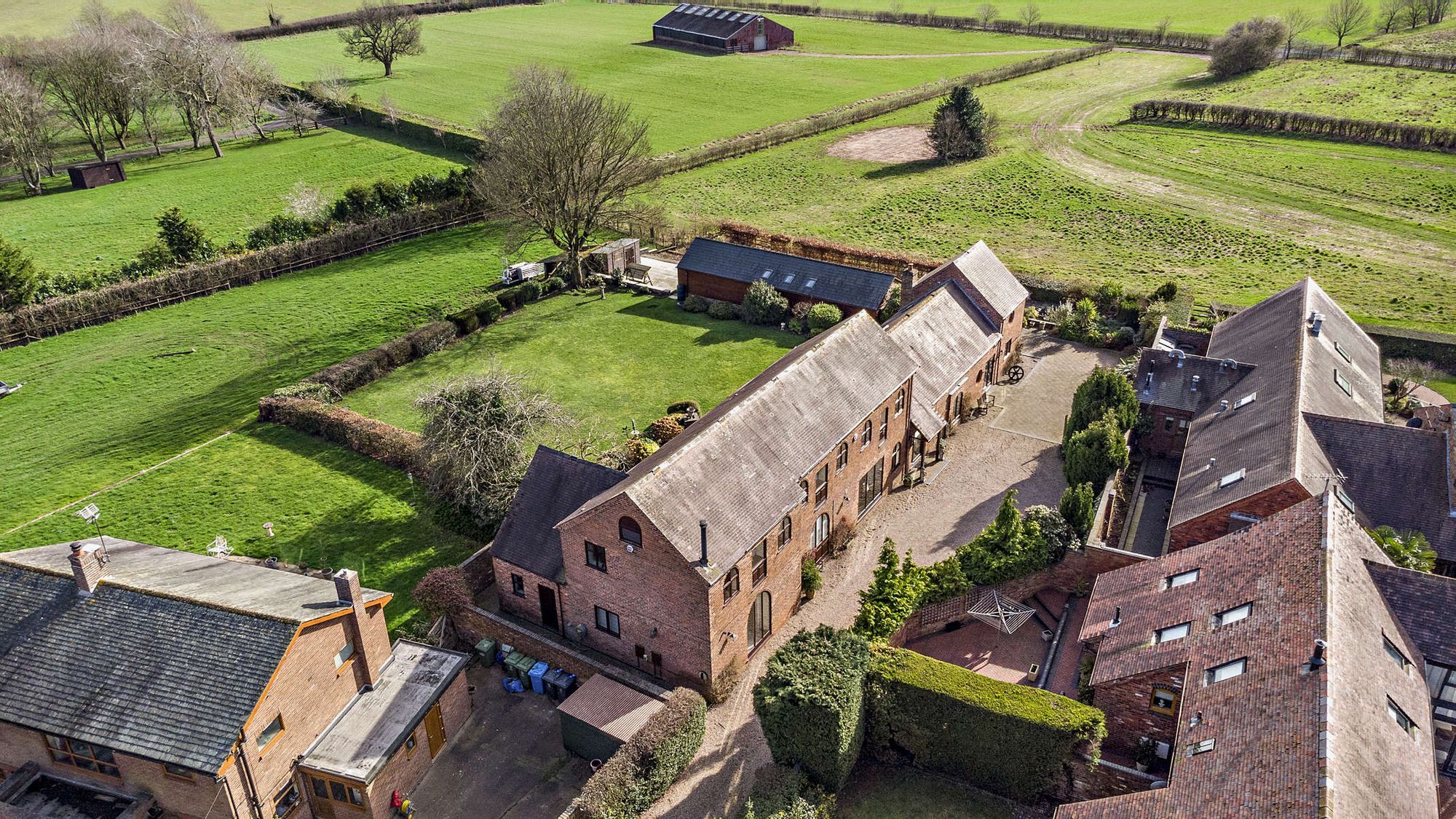5 bed barn for sale in Church Hill, Kinver, DY7  - Property Image 52