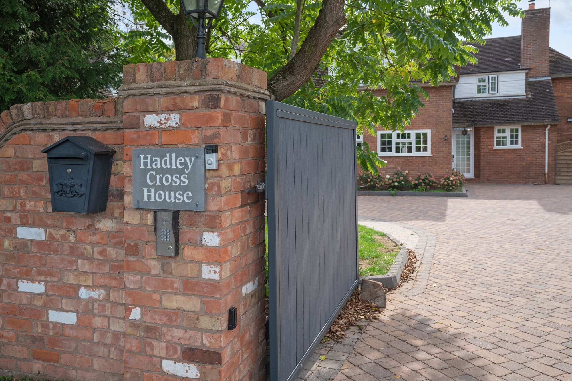 5 bed detached house for sale in Haye Lane, Ombersley, WR9 - Property Image 1