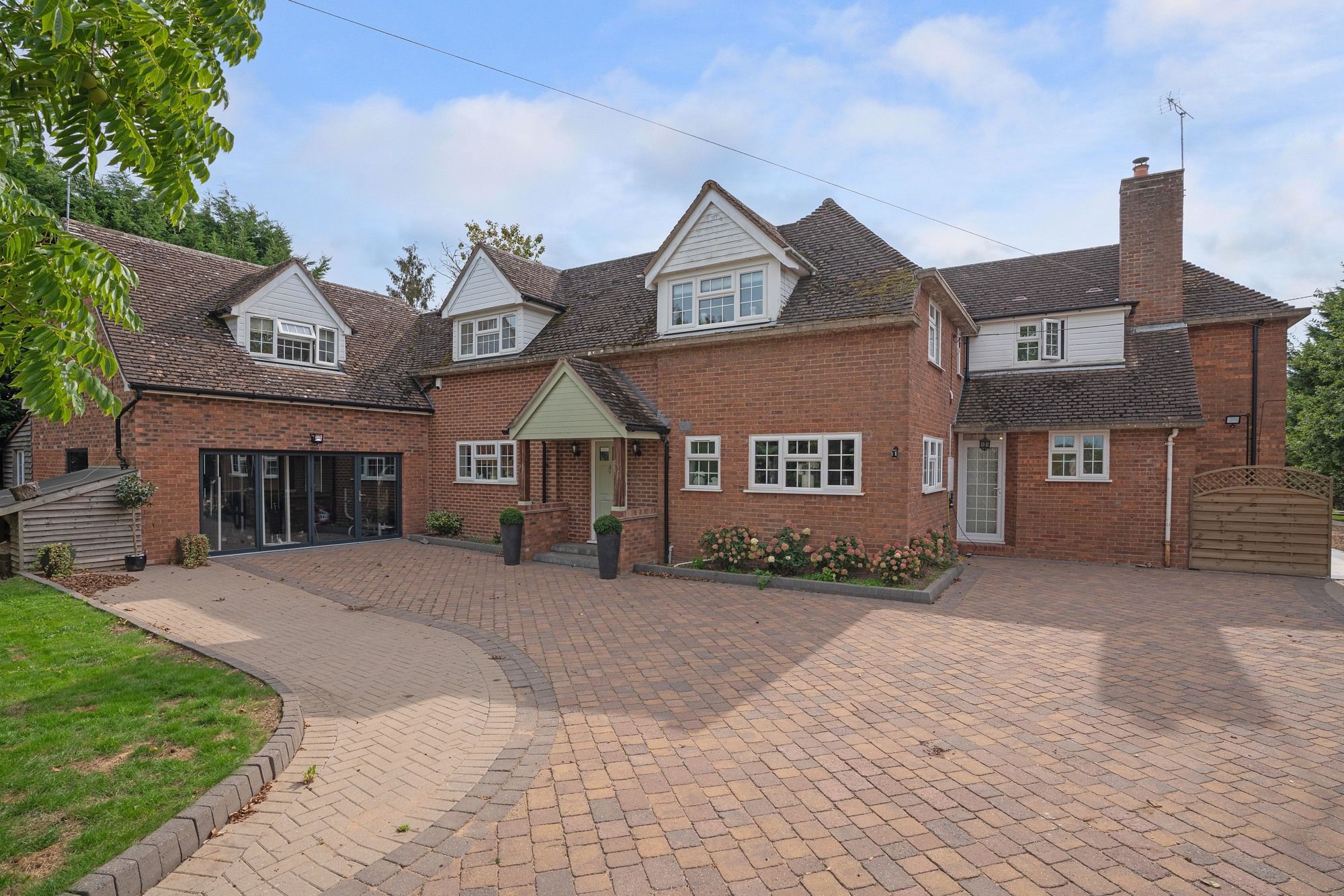 5 bed detached house for sale in Haye Lane, Ombersley, WR9 24