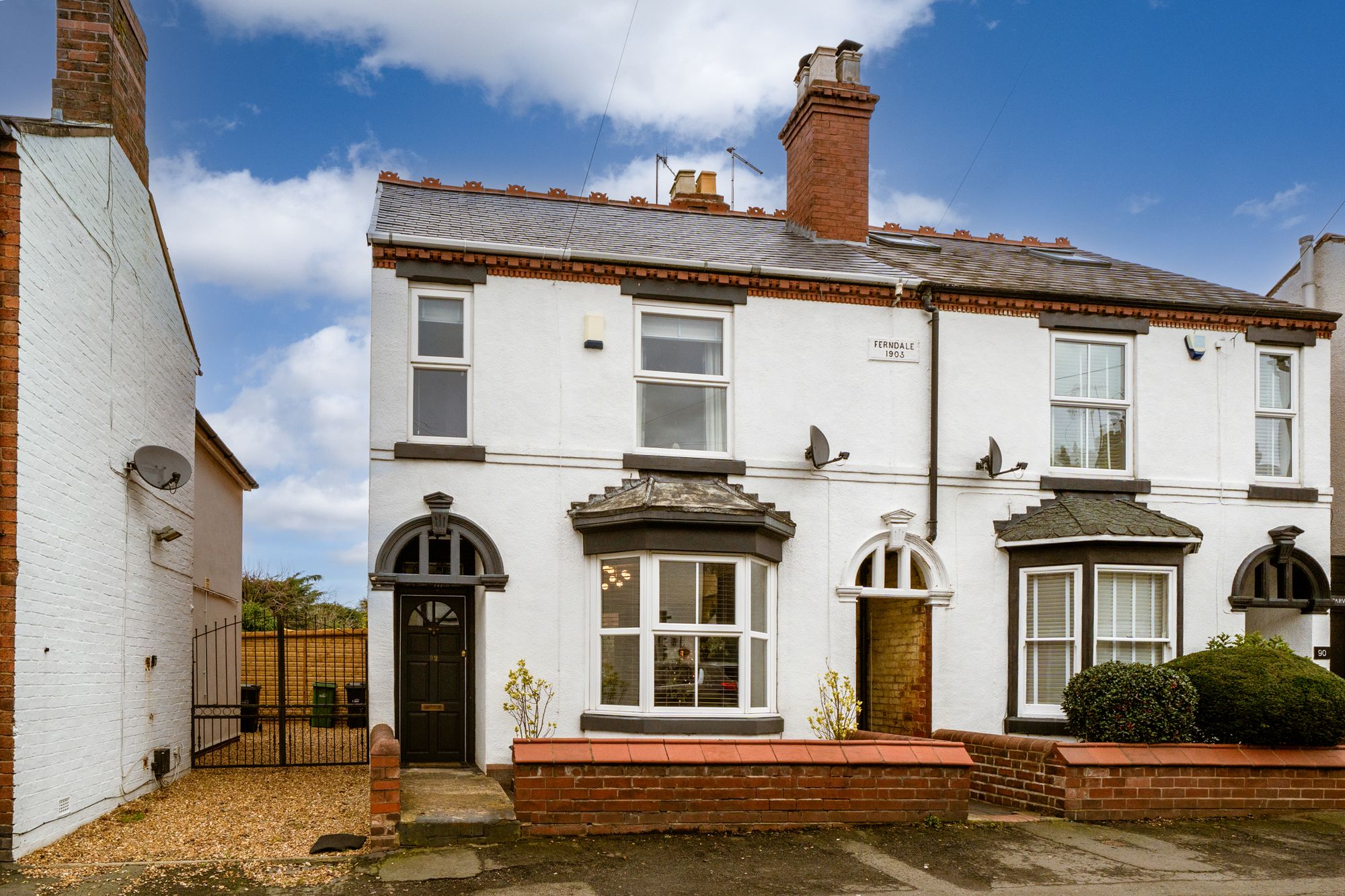 4 bed semi-detached house for sale in Brook Street, Stourbridge, DY8 - Property Image 1