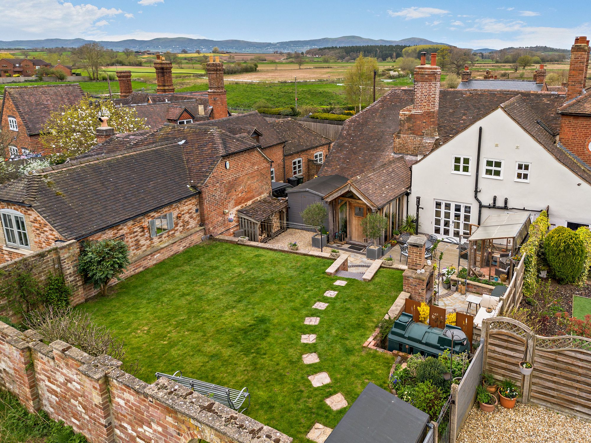 4 bed house for sale in Severn Stoke, Worcester, WR8 22