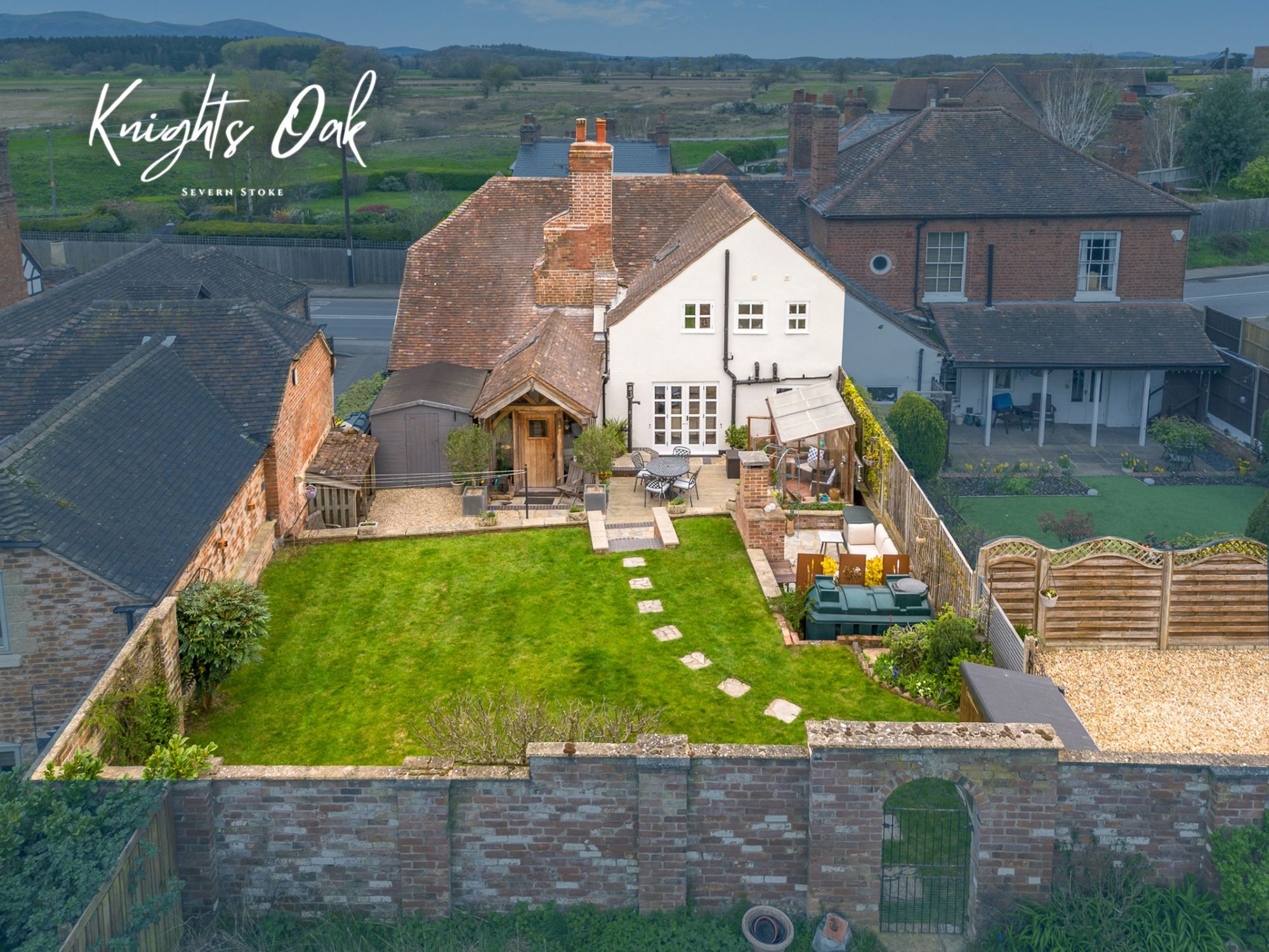 4 bed house for sale in Severn Stoke, Worcester, WR8  - Property Image 9