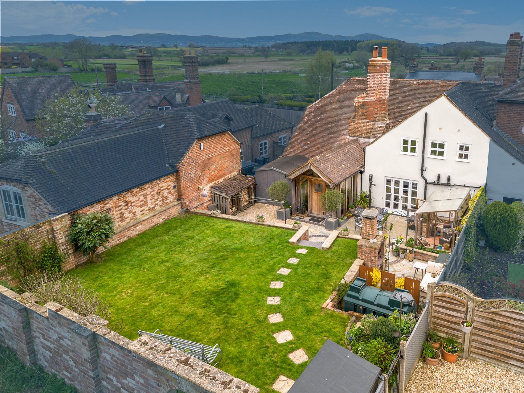 4 bed house for sale in Severn Stoke, Worcester, WR8 23