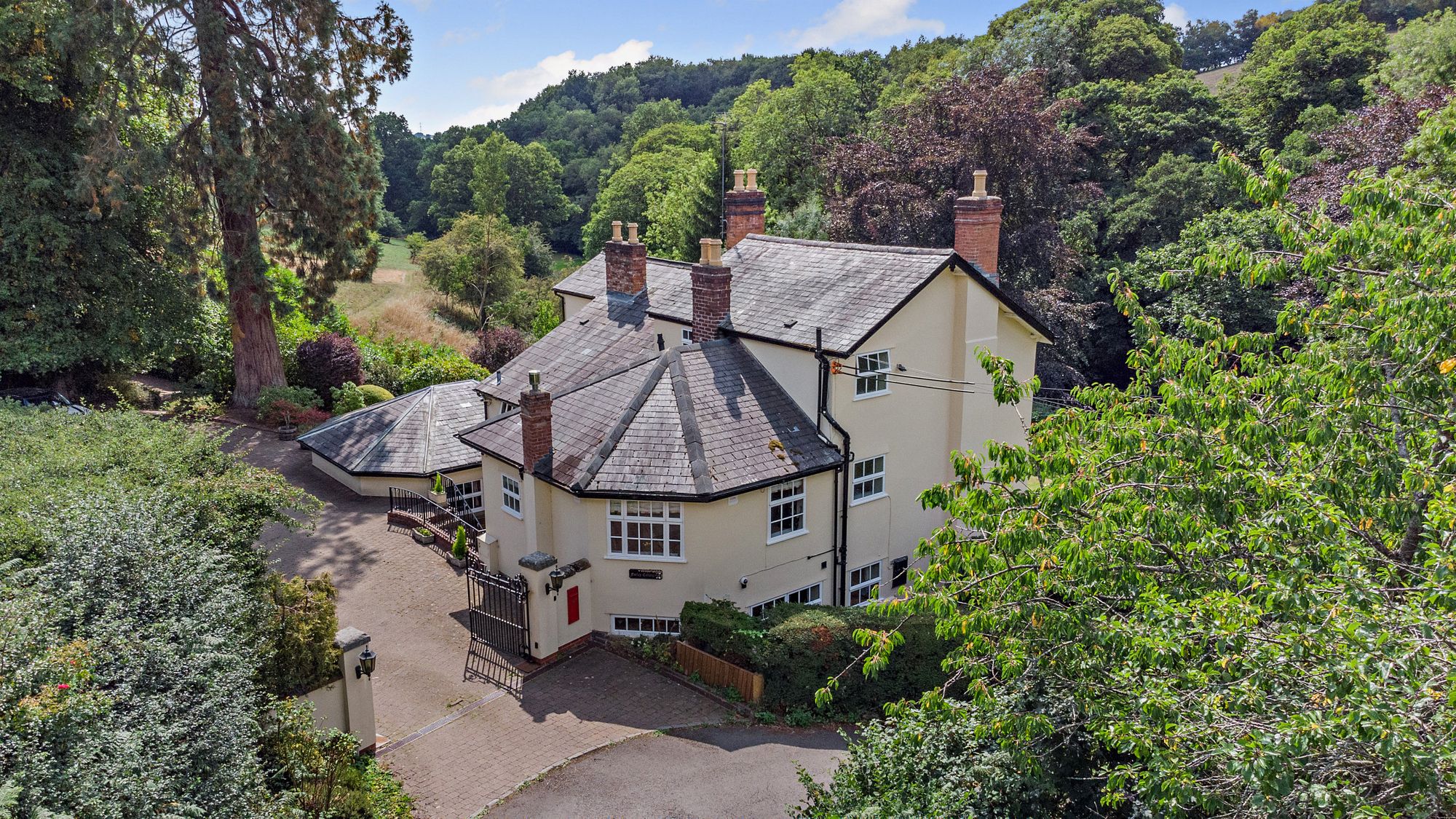 5 bed detached house for sale in Winwood Heath Road, Halesowen, B62 28