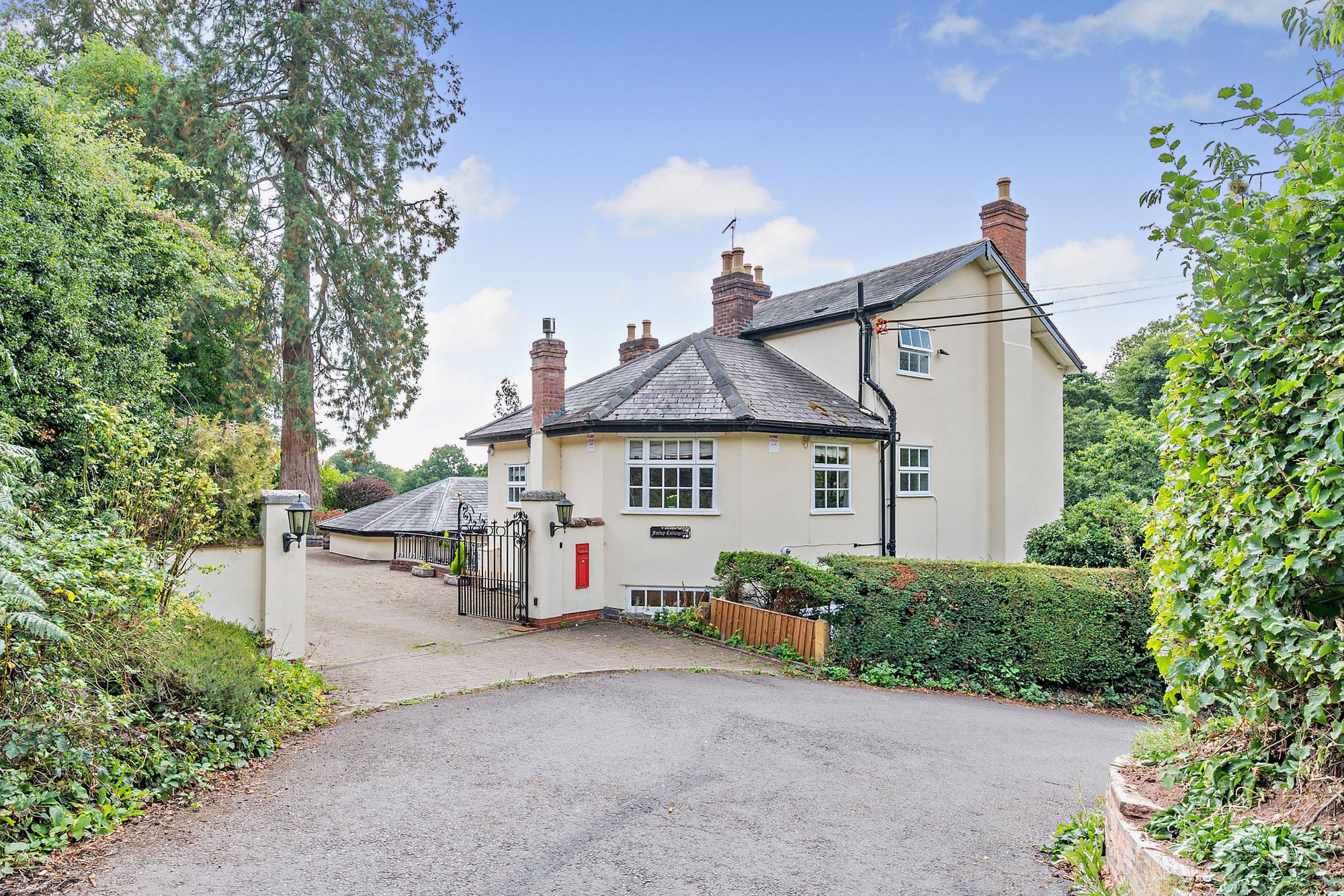 5 bed detached house for sale in Winwood Heath Road, Halesowen, B62  - Property Image 32