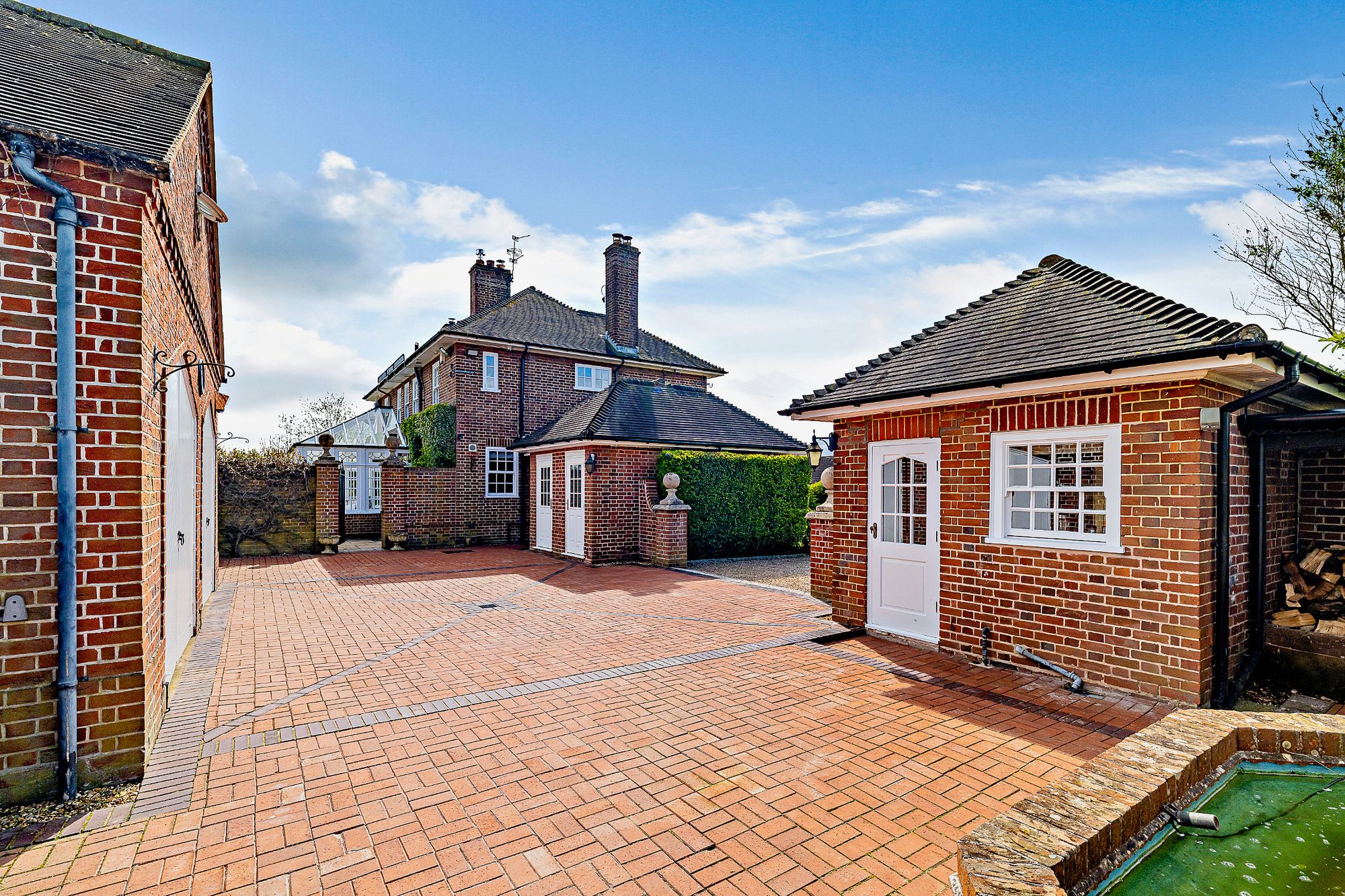 4 bed detached house for sale in Alveley, Bridgnorth, WV15 39