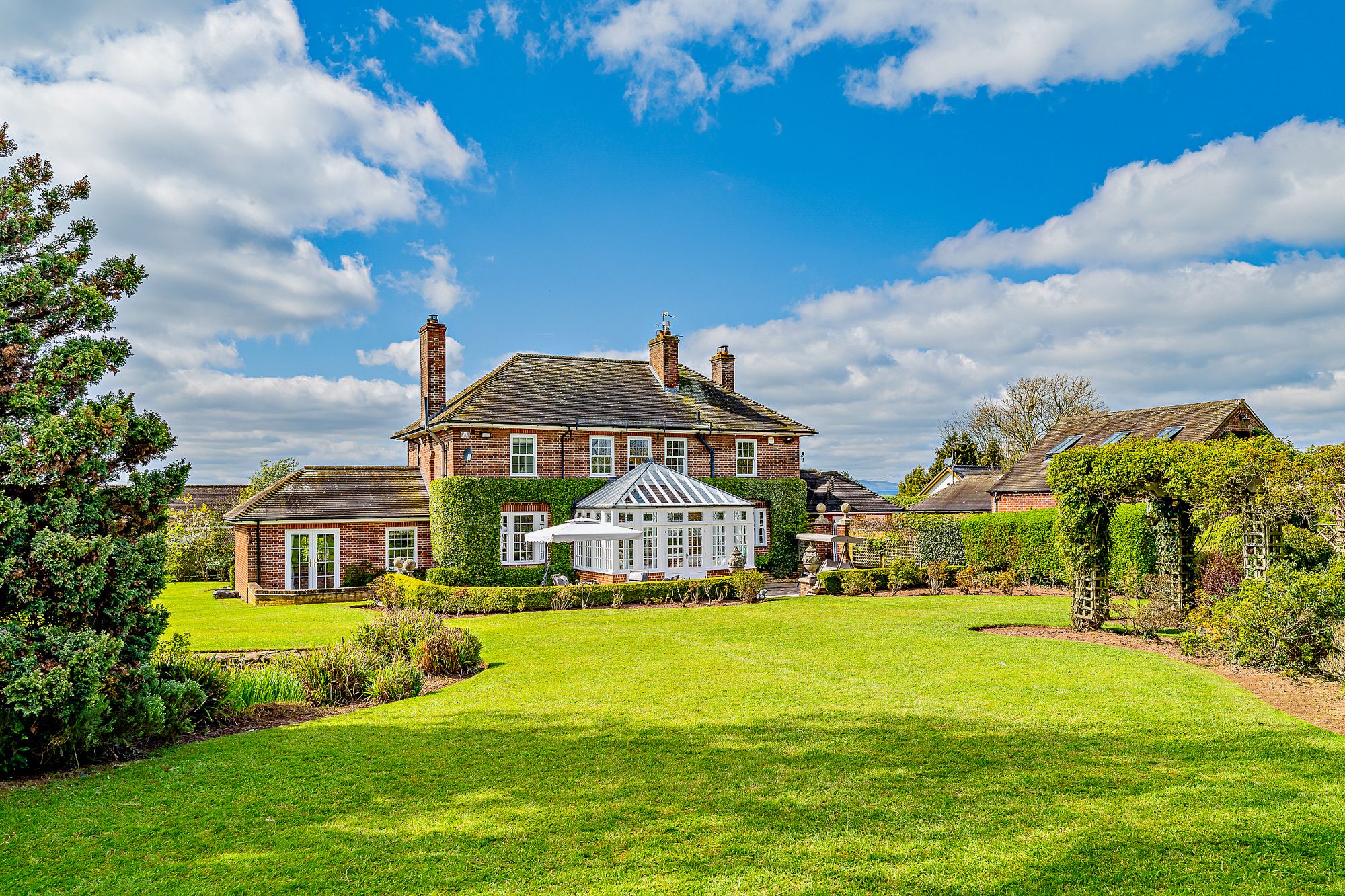 4 bed detached house for sale in Alveley, Bridgnorth, WV15  - Property Image 31