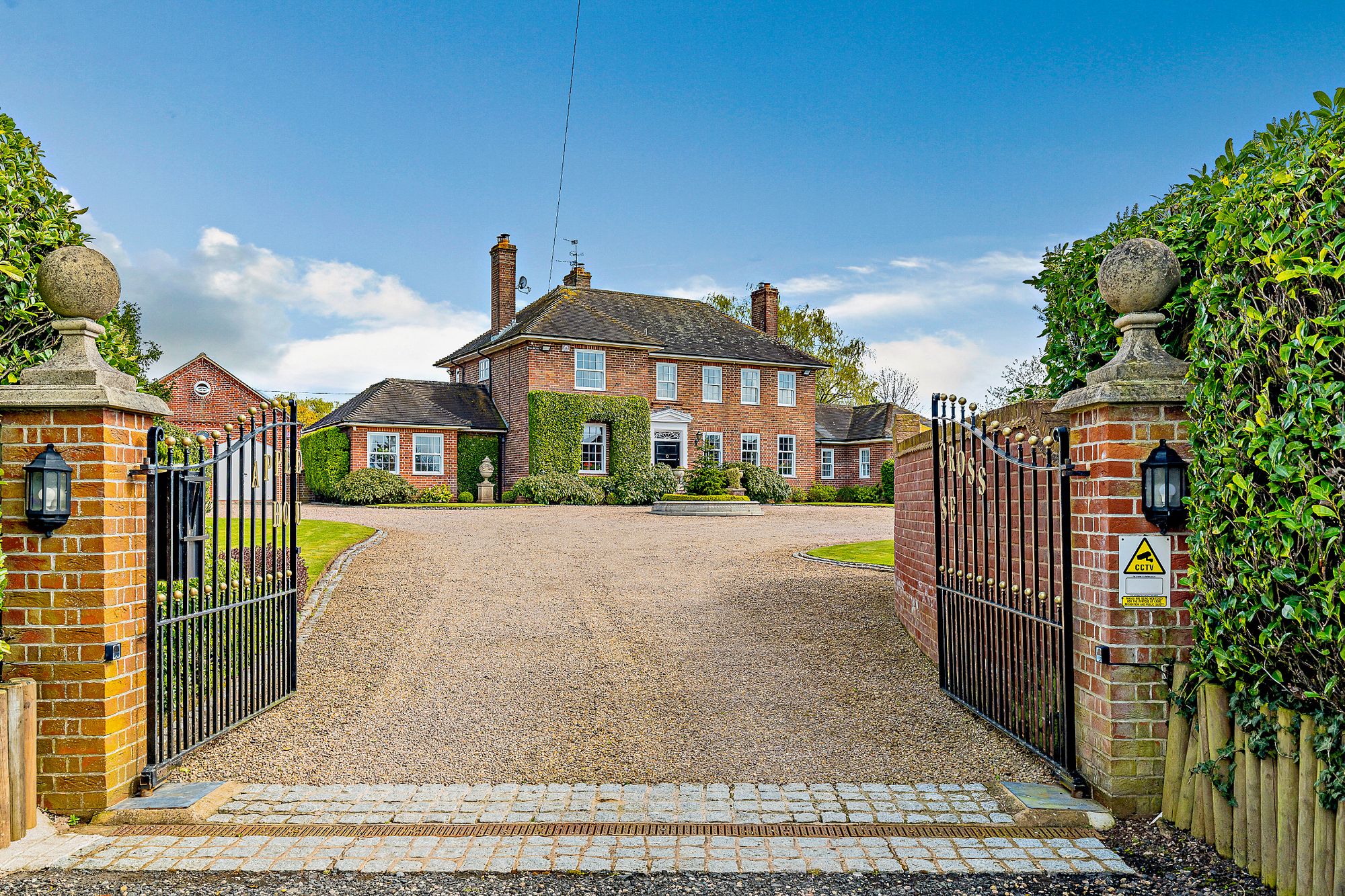 4 bed detached house for sale in Alveley, Bridgnorth, WV15