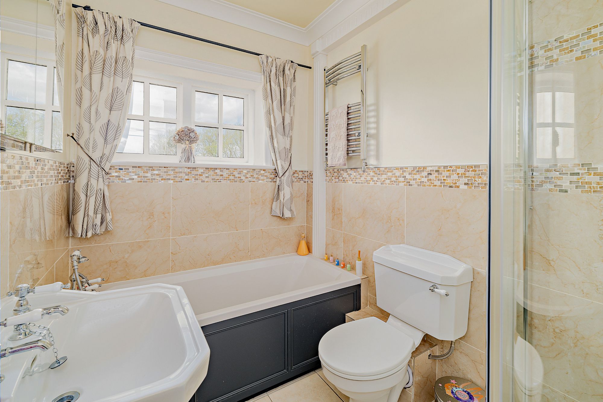 4 bed detached house for sale in Alveley, Bridgnorth, WV15  - Property Image 28