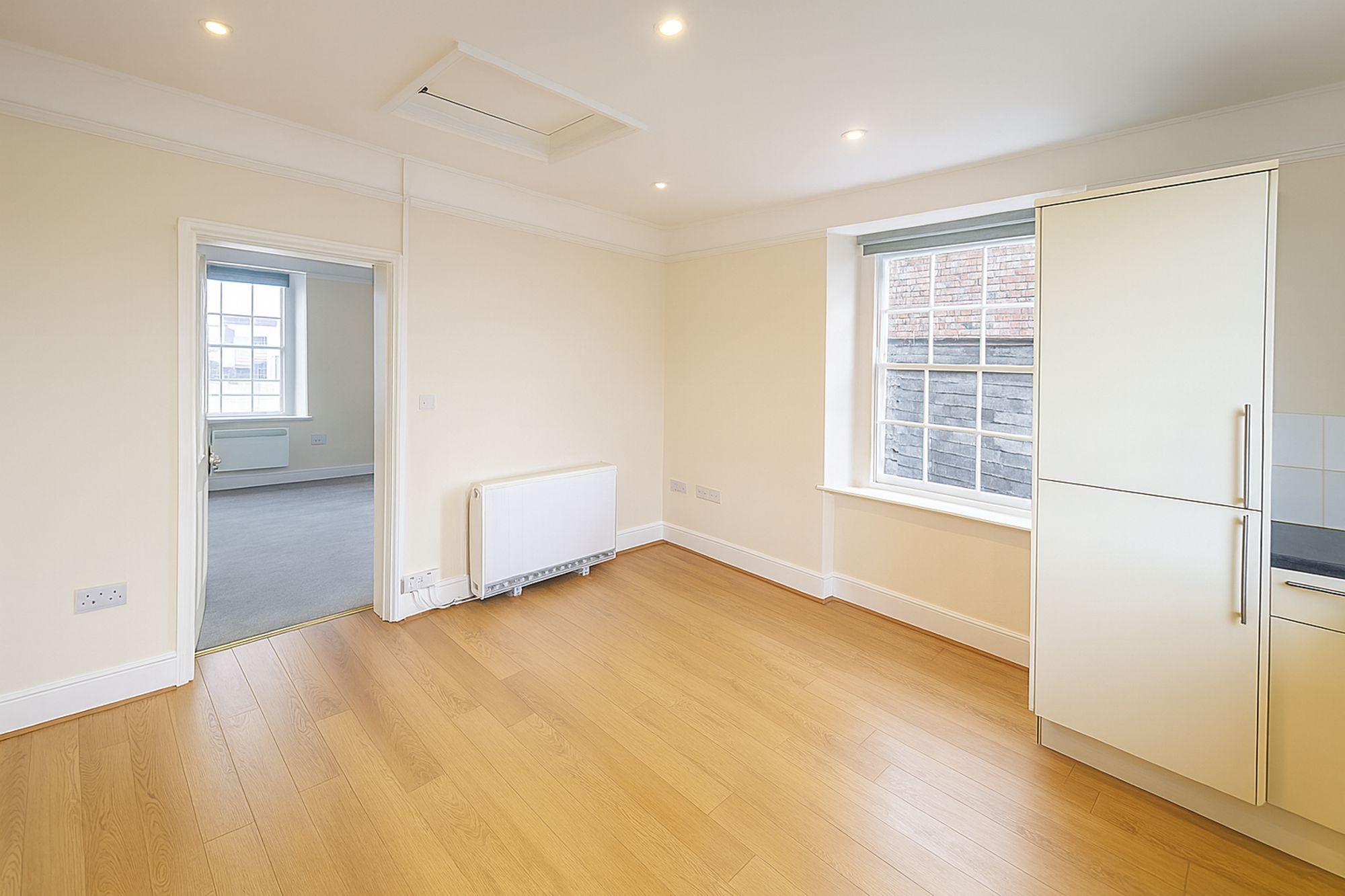 1 bed flat for sale in Old Road, Chippenham, SN15  - Property Image 3