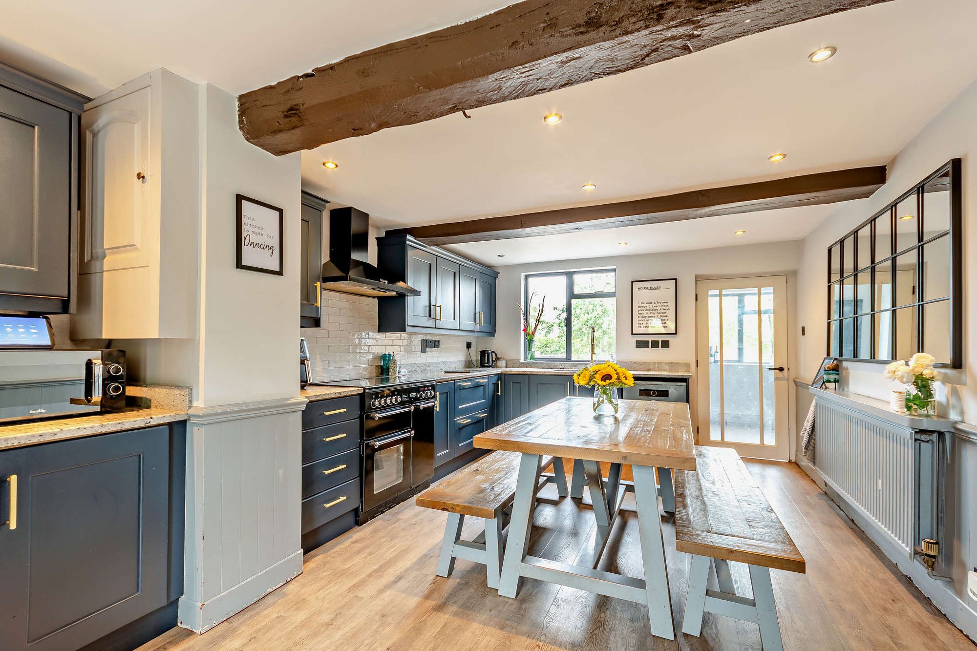 5 bed detached house for sale in Rock, Kidderminster, DY14  - Property Image 2