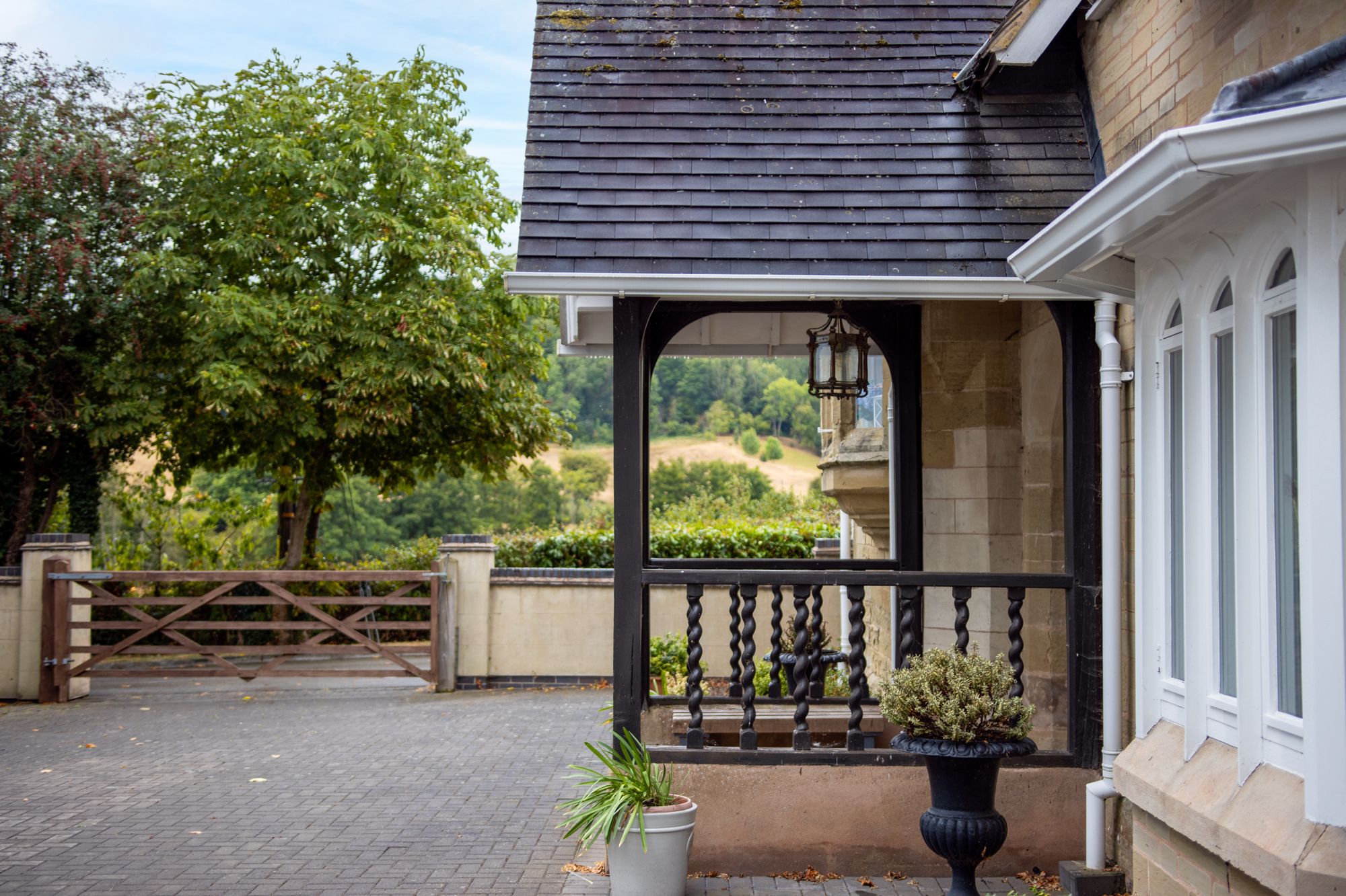 4 bed detached house for sale in Stanford Bridge, Worcester, WR6  - Property Image 2