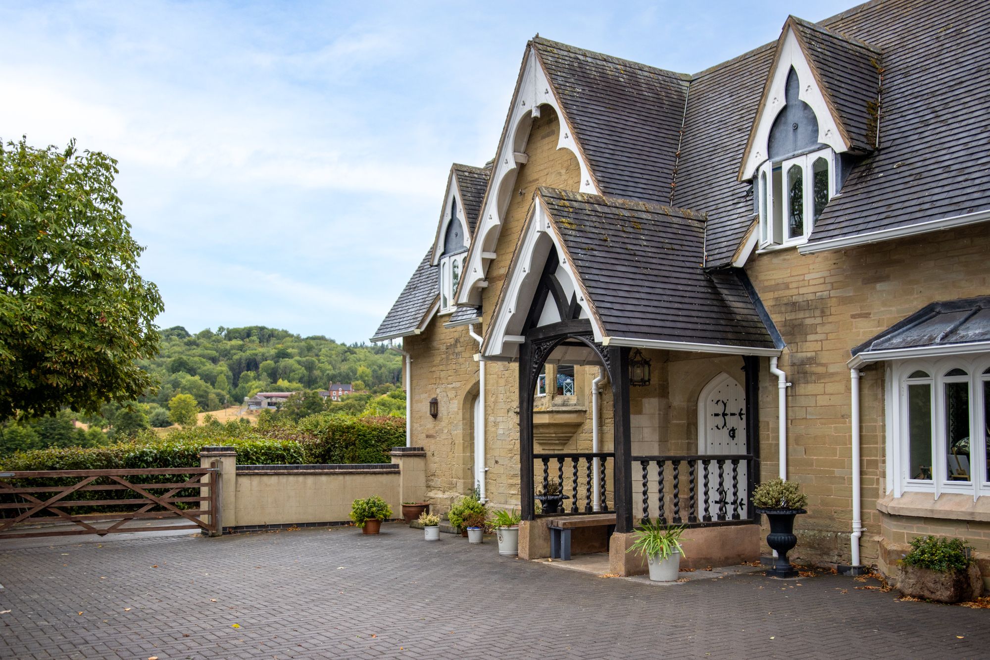 4 bed detached house for sale in Stanford Bridge, Worcester, WR6  - Property Image 16